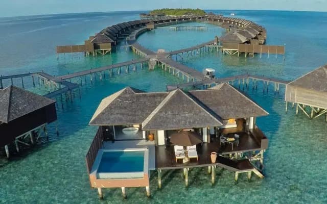 Lily Beach Resort & Spa 