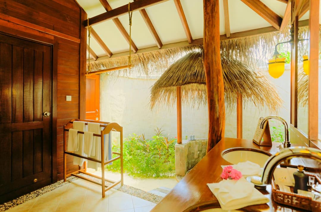 Medhufushi Island Resort - View 28