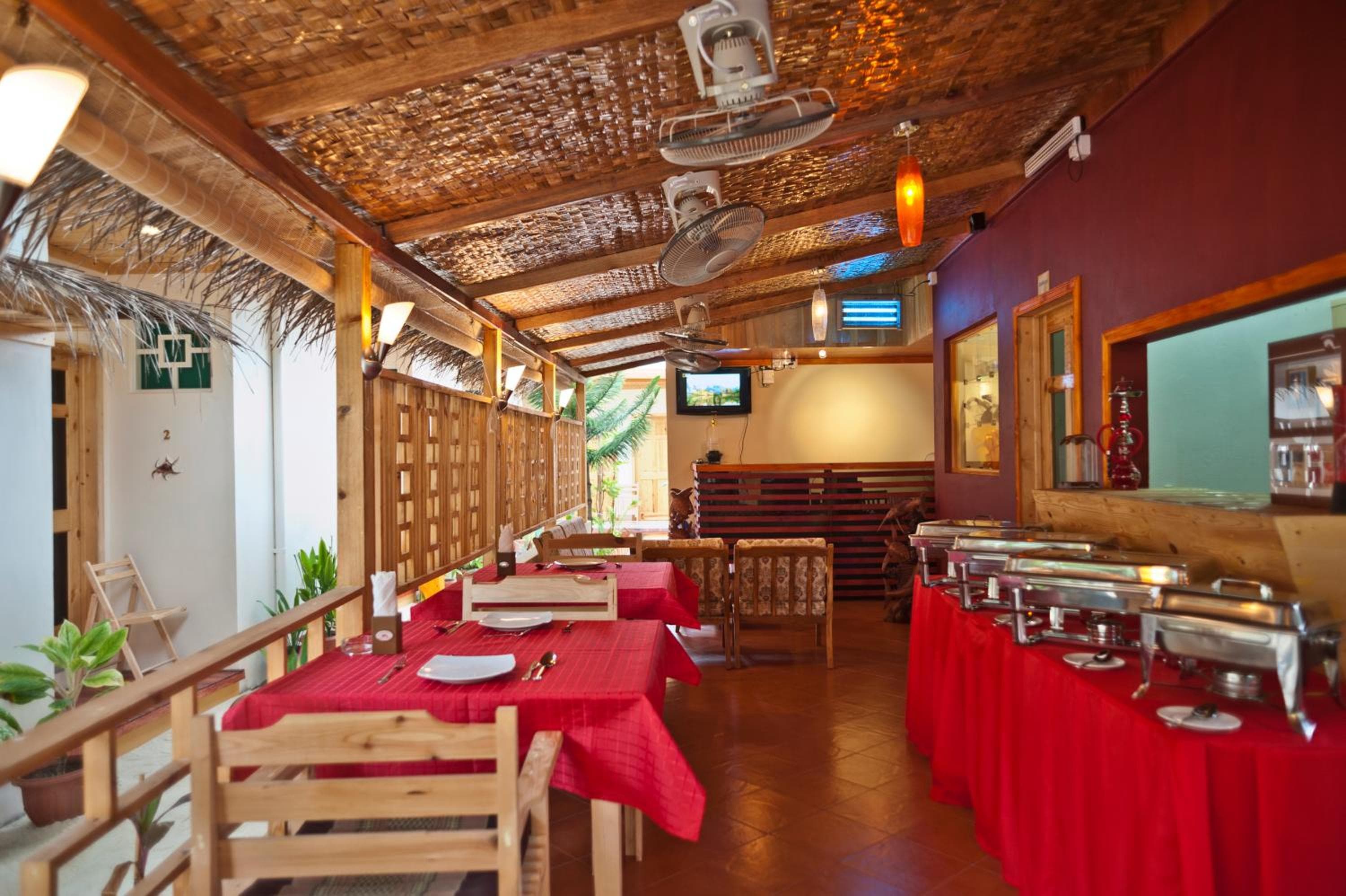 Stingray Beach Inn - View 36