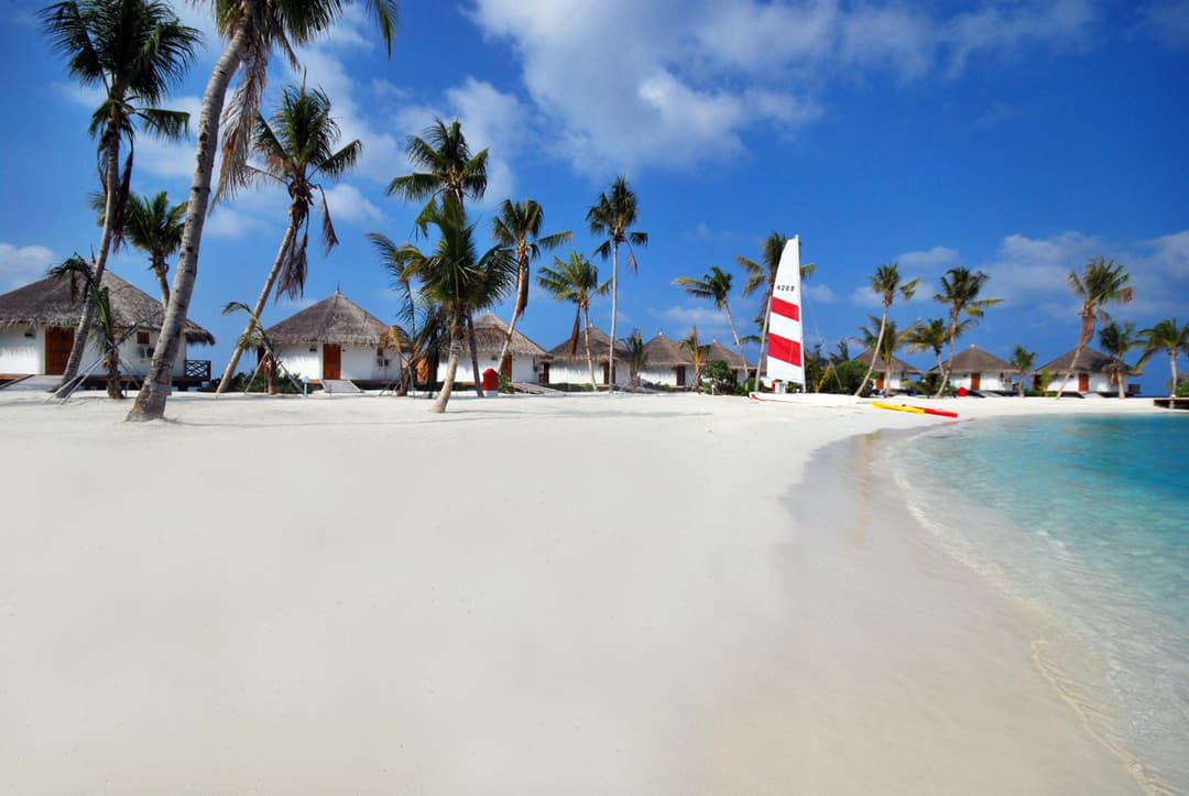 Safari Island Resort & Spa Maldives - View 20