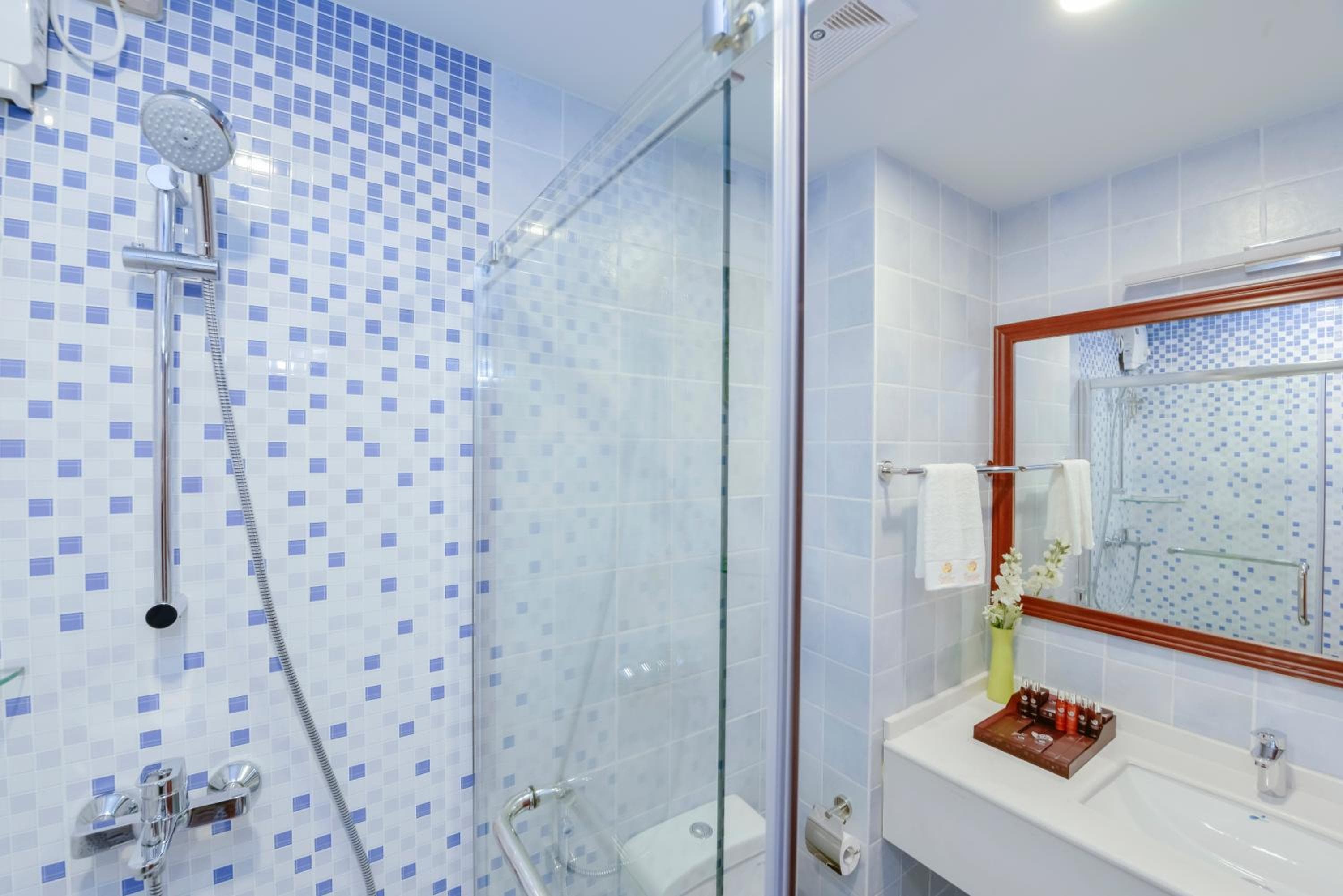 Season Paradise - View 51