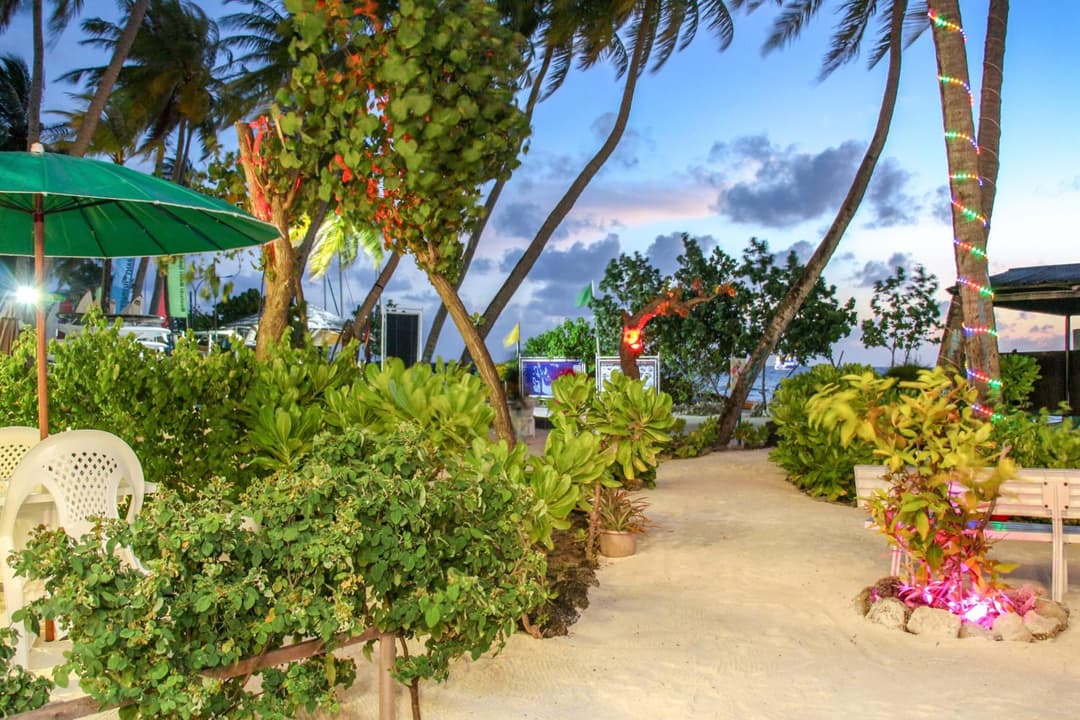 Salt Beach Hotel - View 90