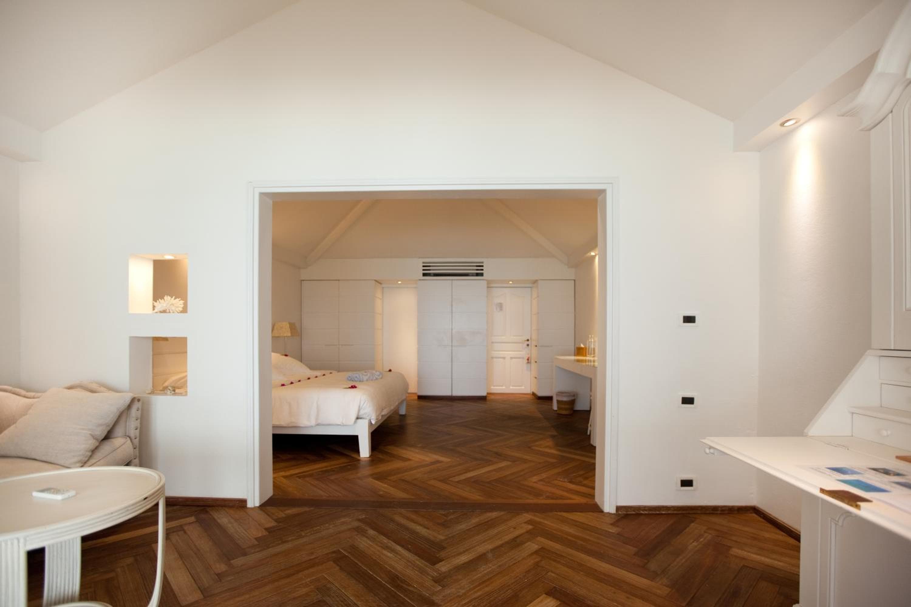 Diamonds Athuruga Maldives Resort & Spa - View 18