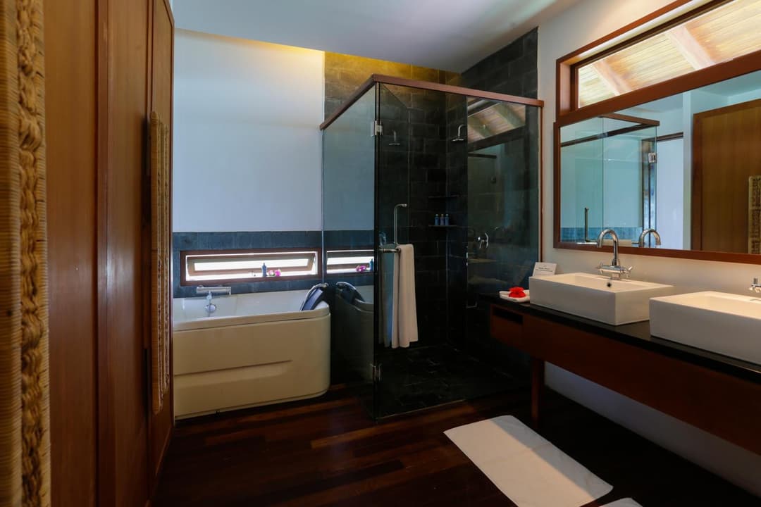 Medhufushi Island Resort - View 12