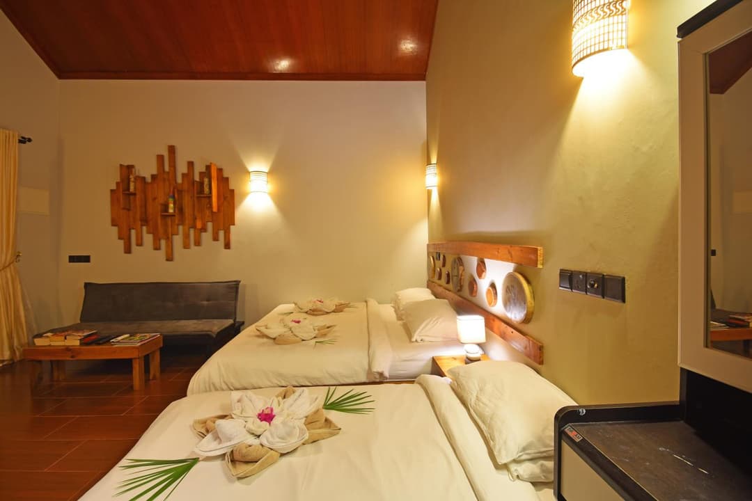 Beach Villa Ukulhas - View 2