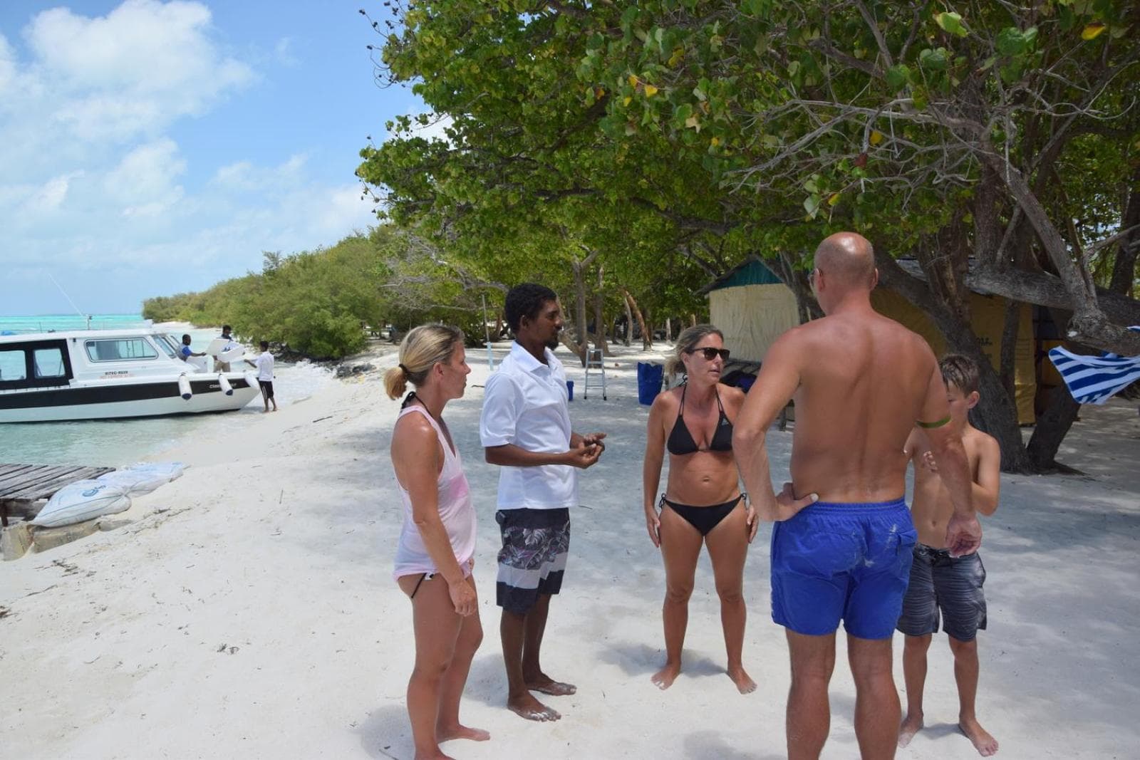 Araamu Hotels Maldives at Dhiffushi - View 103