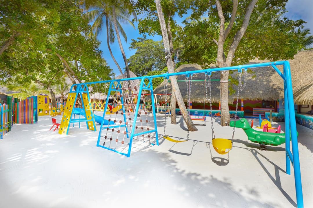 Kuredu Island Resort & Spa - View 6
