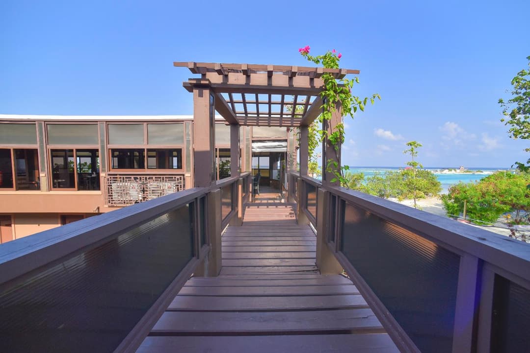 Rashu Hiyaa Hotel - View 81