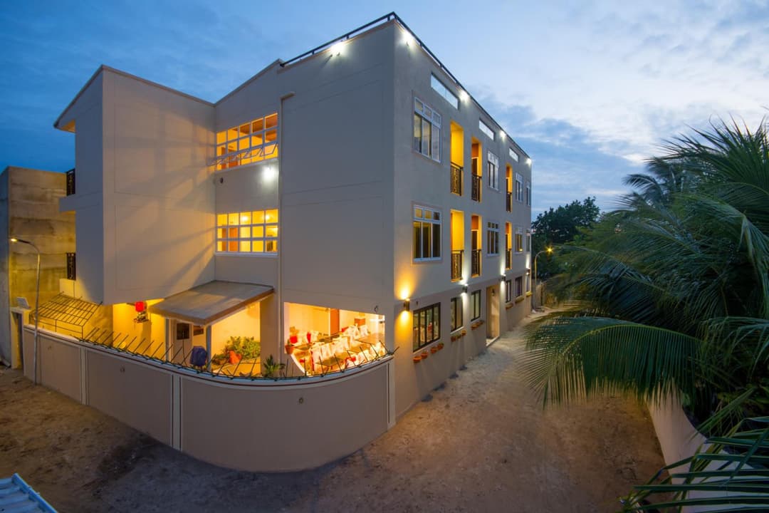 Paguro Beach Inn - View 8