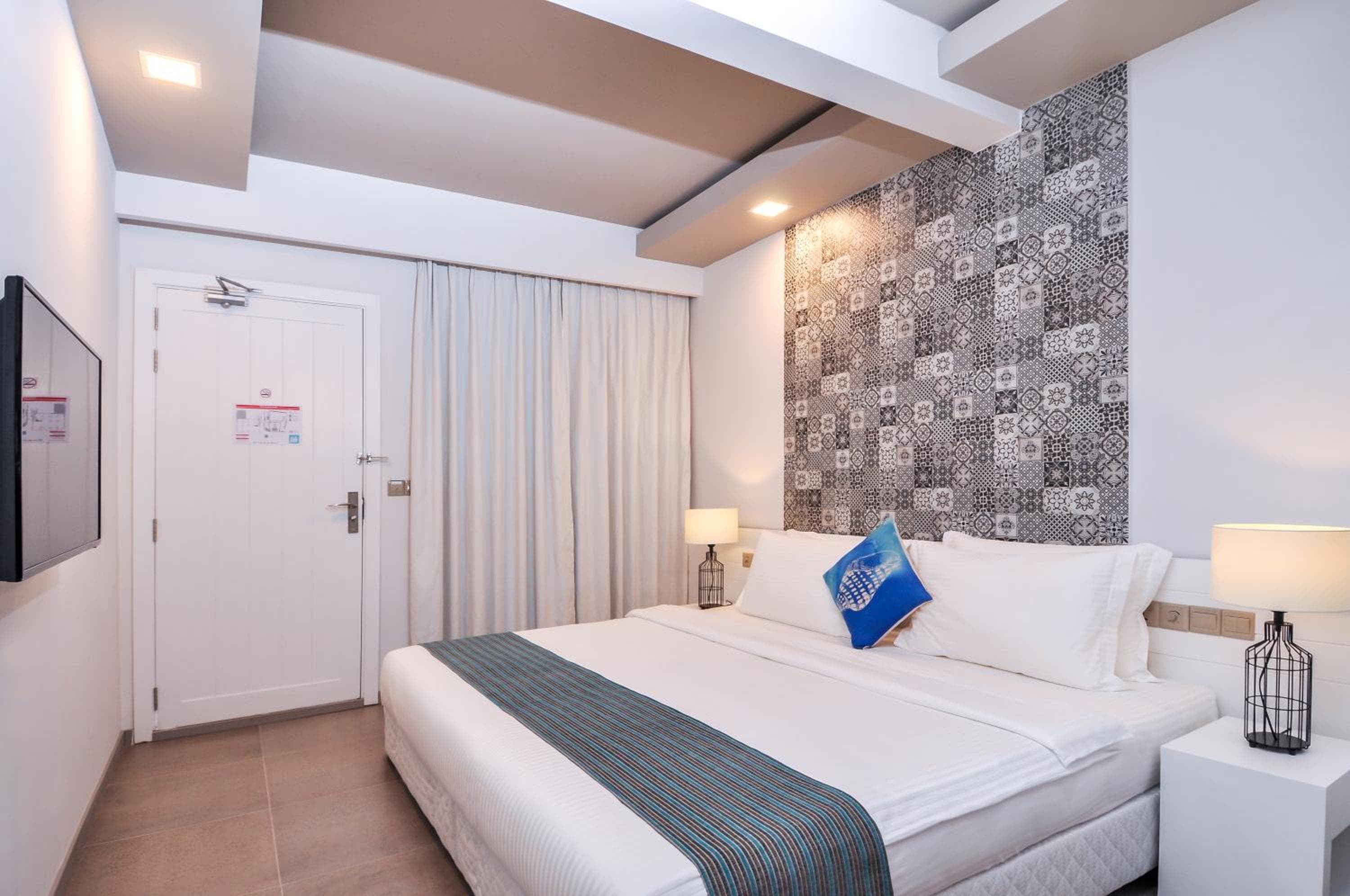 Velana Beach Hotel Maldives - View 11