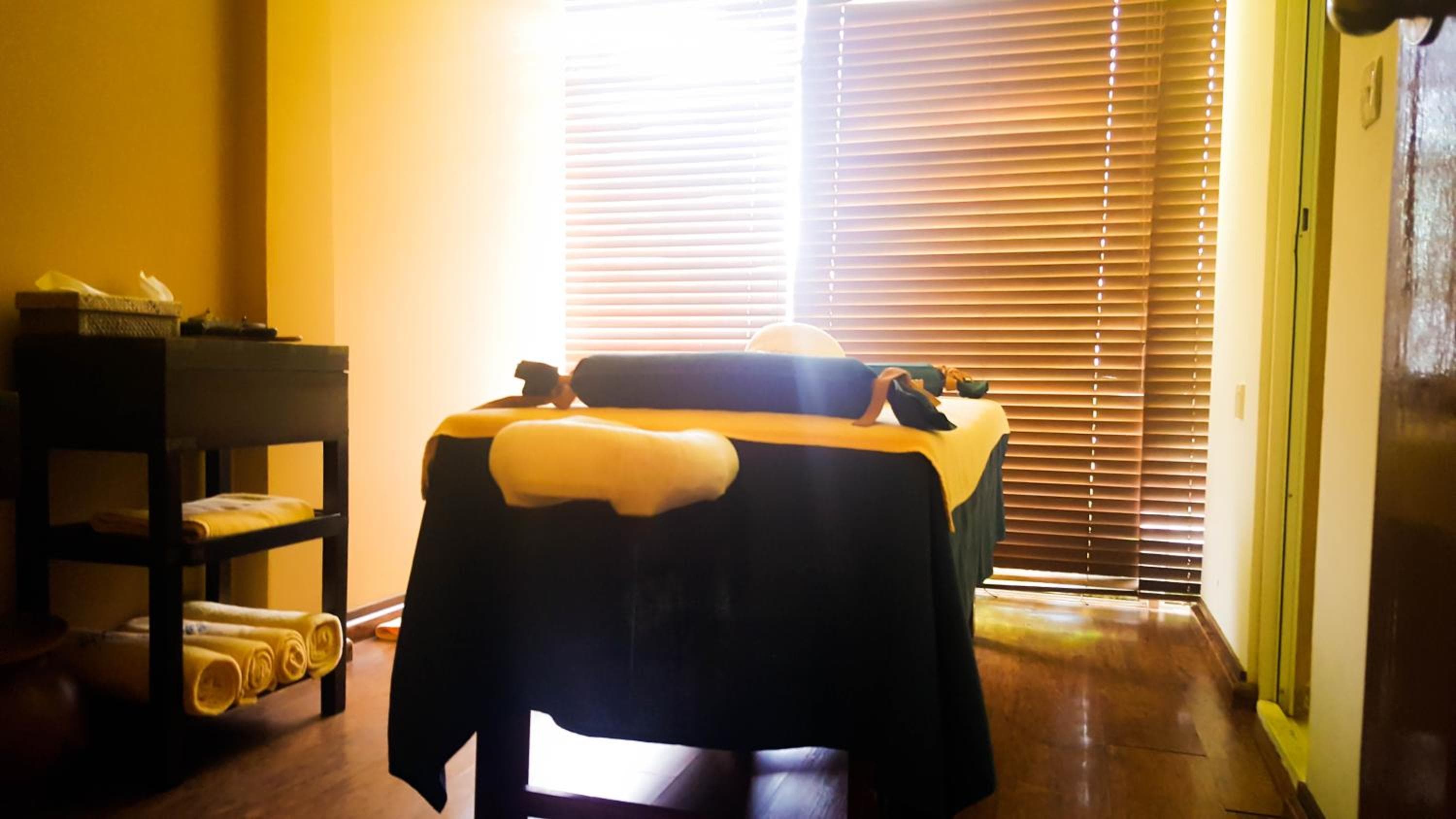 Hulhule Island Hotel- Private Beach Access & Airport Pick-up and Drop - View 39