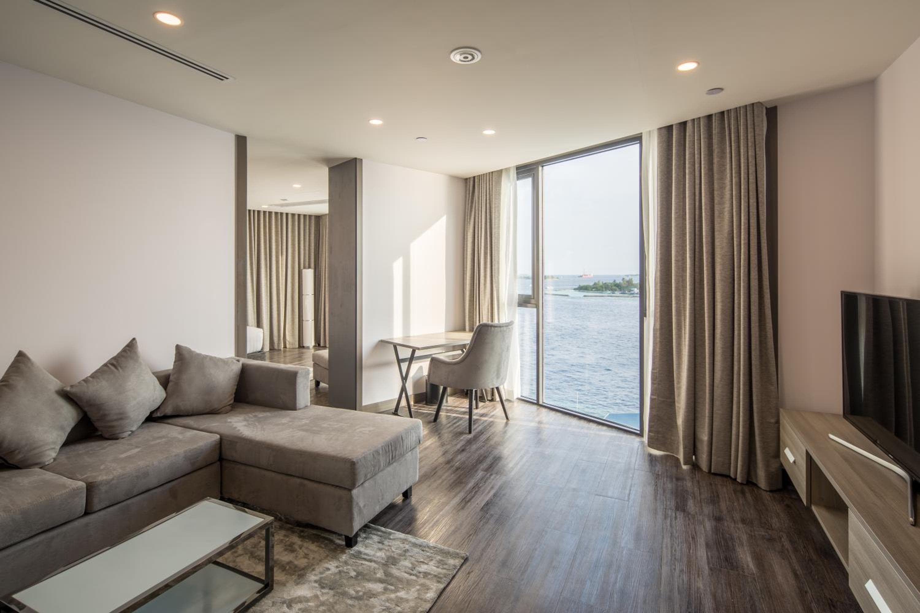 Maagiri Hotel - View 76