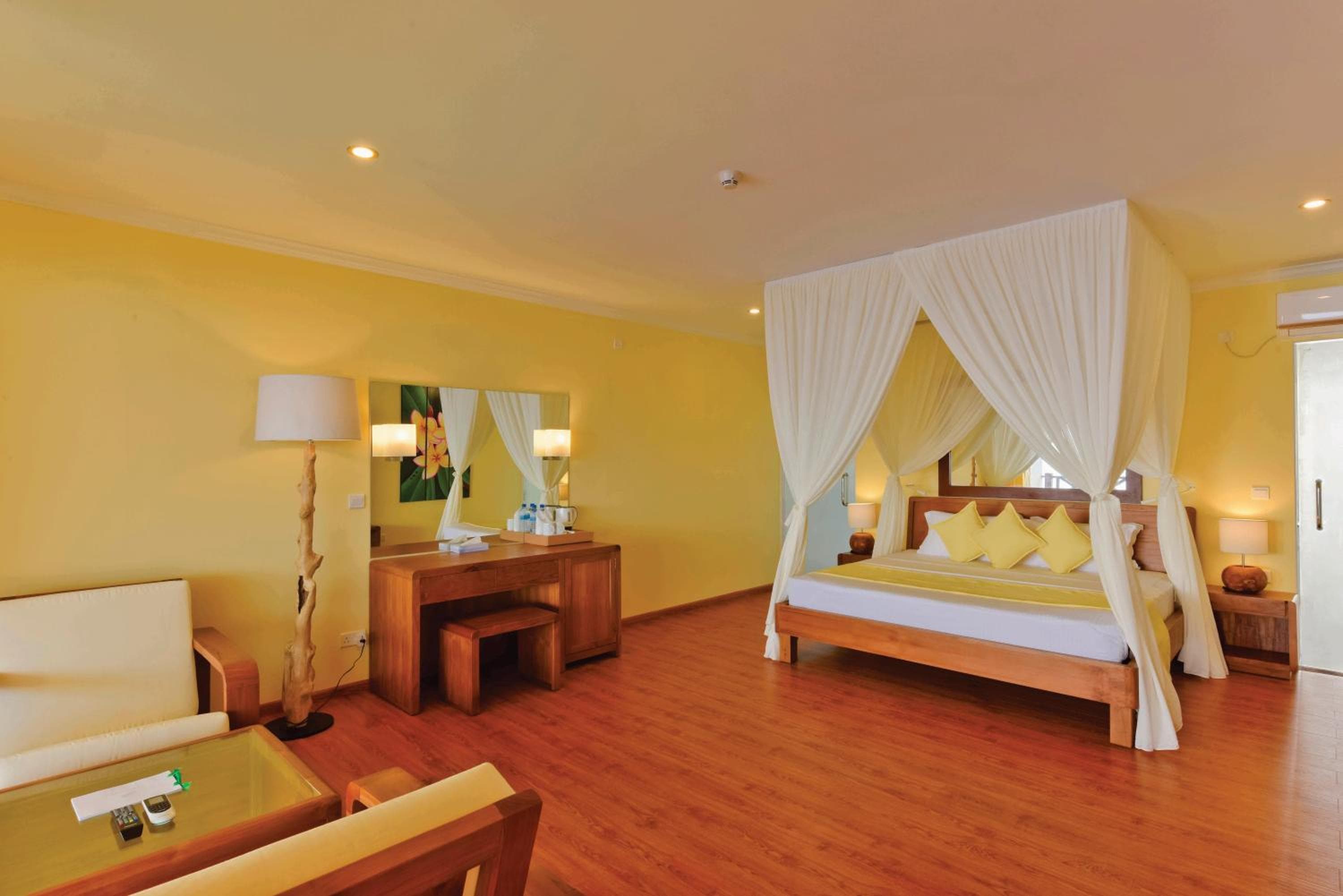 Dreamland Maldives Resort - View 11