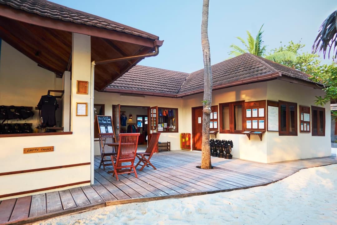 Komandoo Island Resort & Spa - View 20