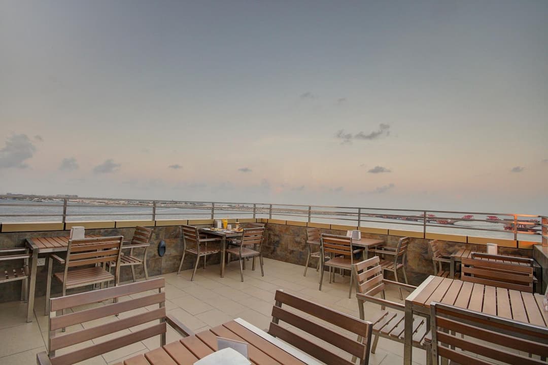 Unima Grand - View 3