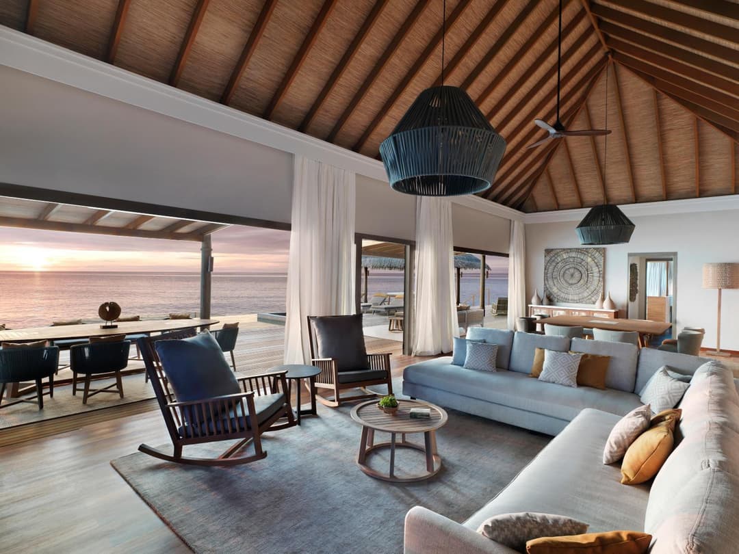 Vakkaru Maldives - Luxury Private Island Resort - View 3