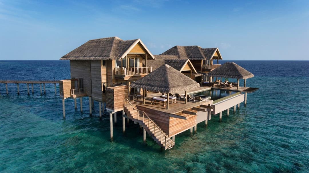 Vakkaru Maldives - Luxury Private Island Resort - View 11