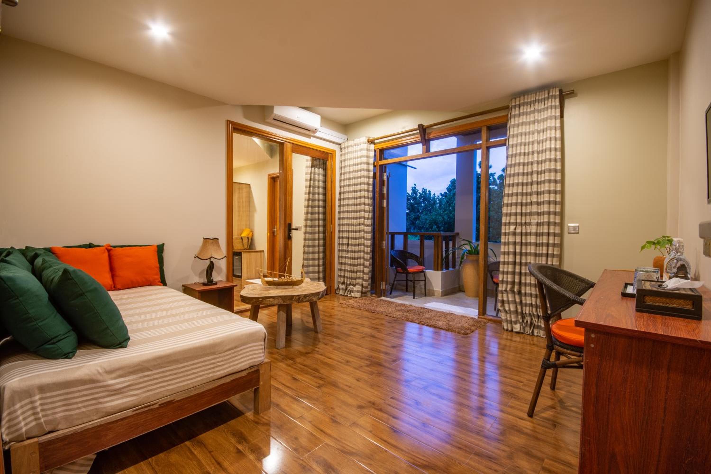 West Sands - View 10