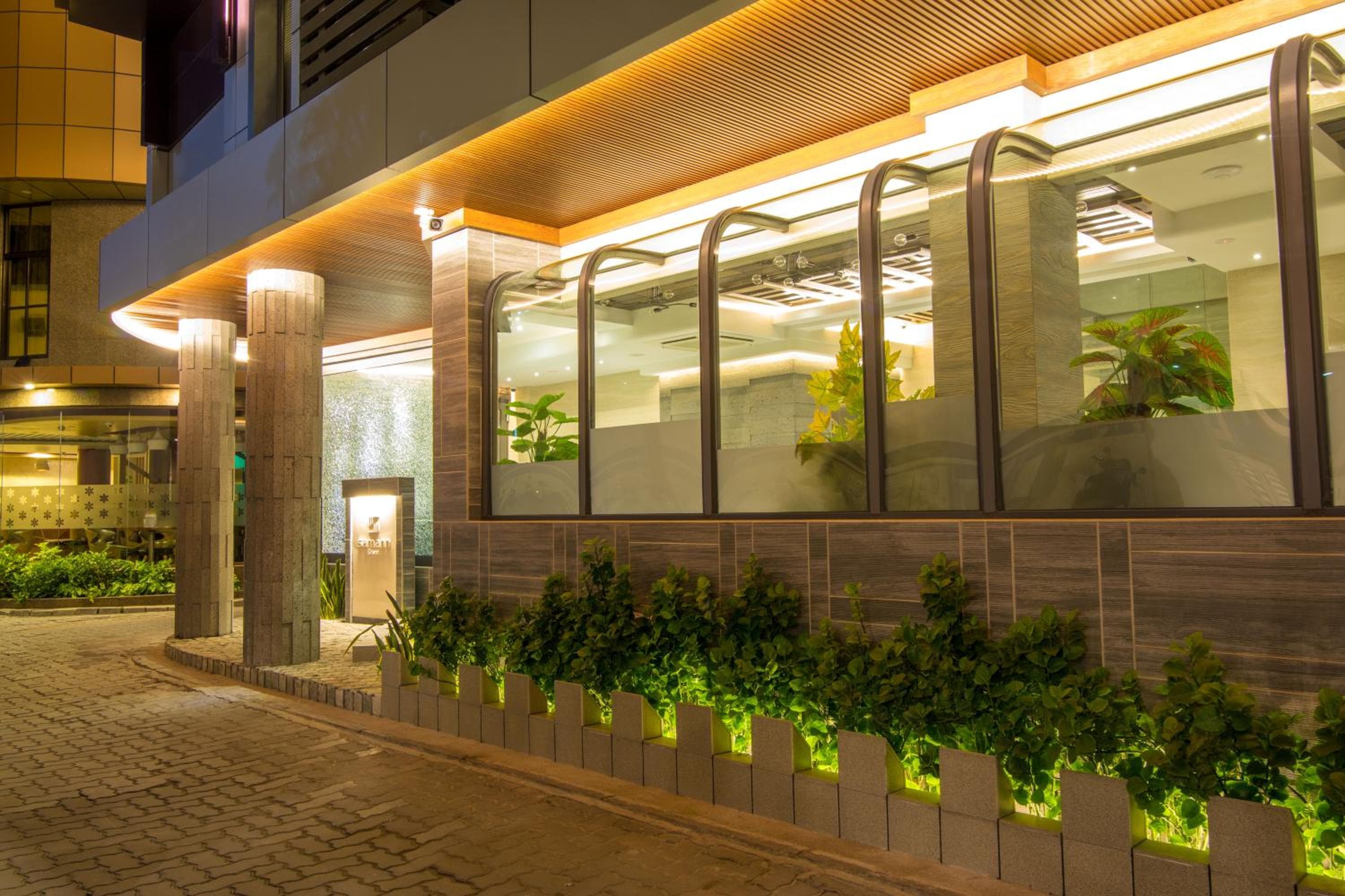 Samann Grand - View 80