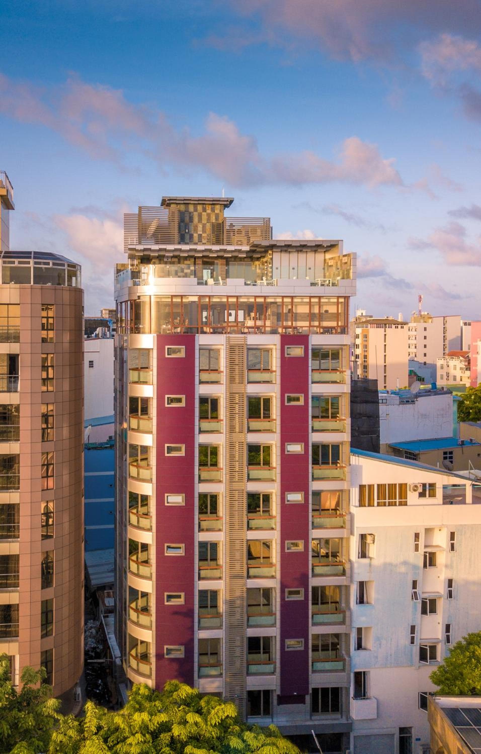 Samann Grand - View 78