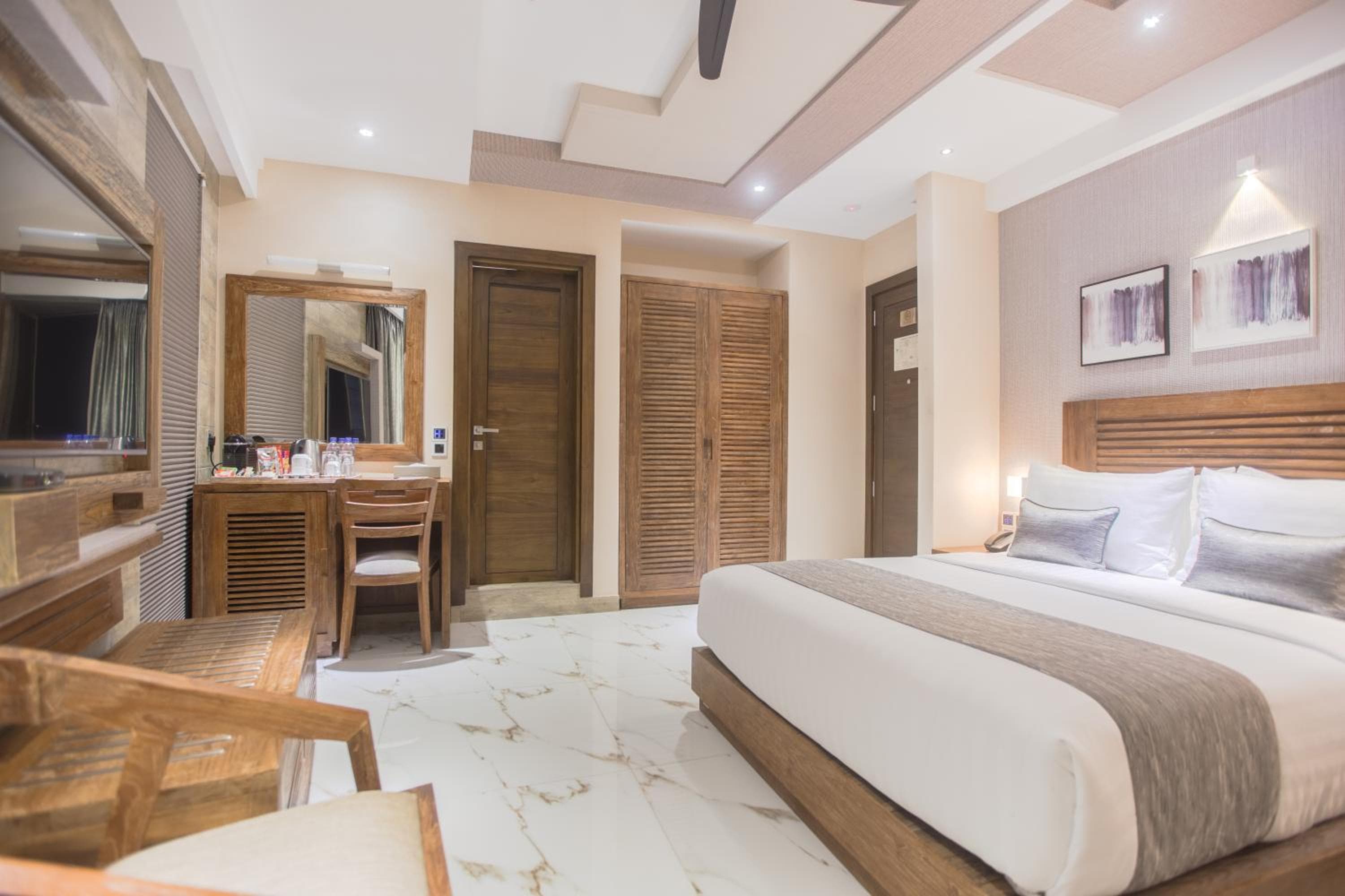 Samann Grand - View 64