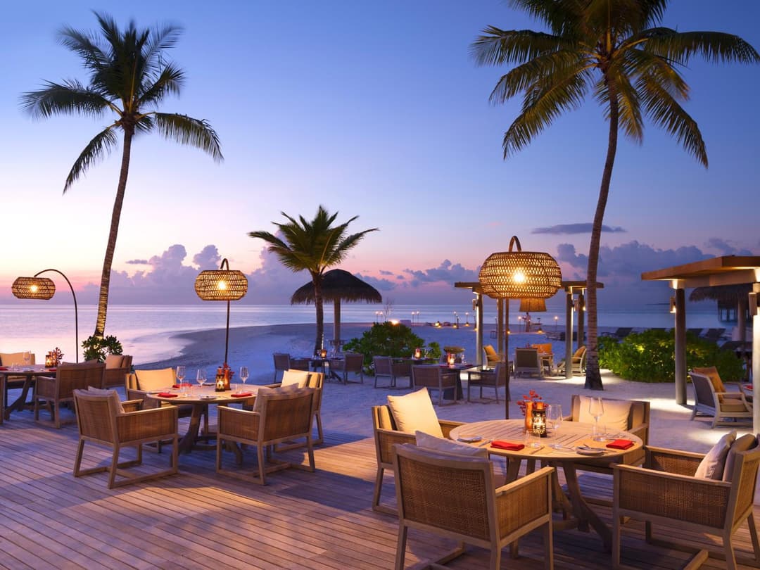Vakkaru Maldives - Luxury Private Island Resort - View 25