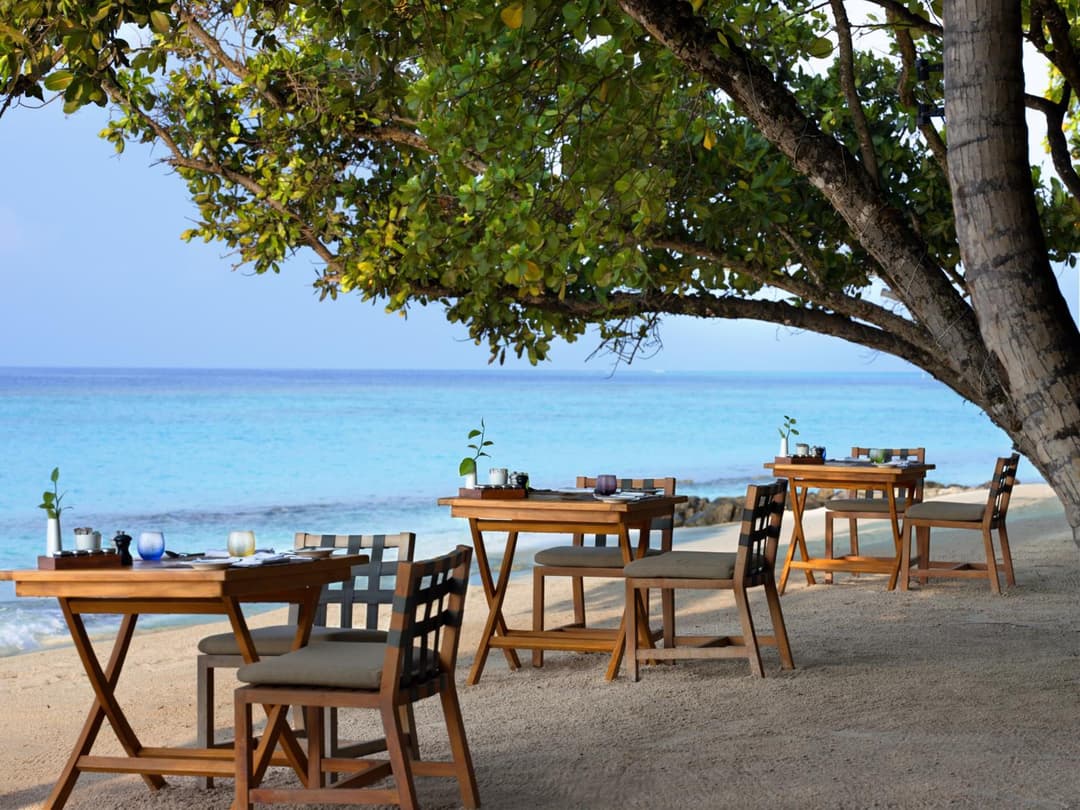Vakkaru Maldives - Luxury Private Island Resort - View 22