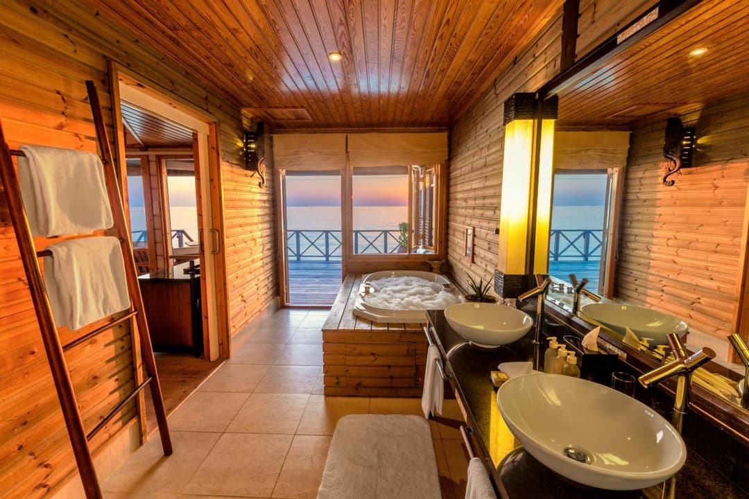 Komandoo Island Resort & Spa - View 77