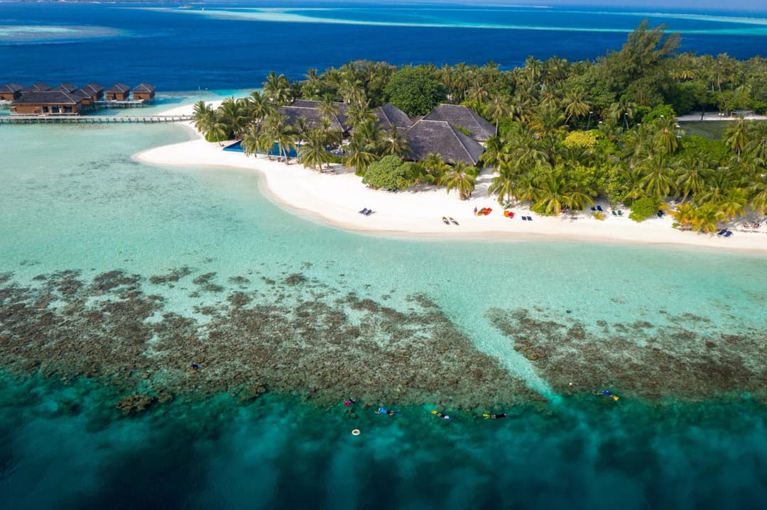 Vilamendhoo Maldives Resort Island - View 40