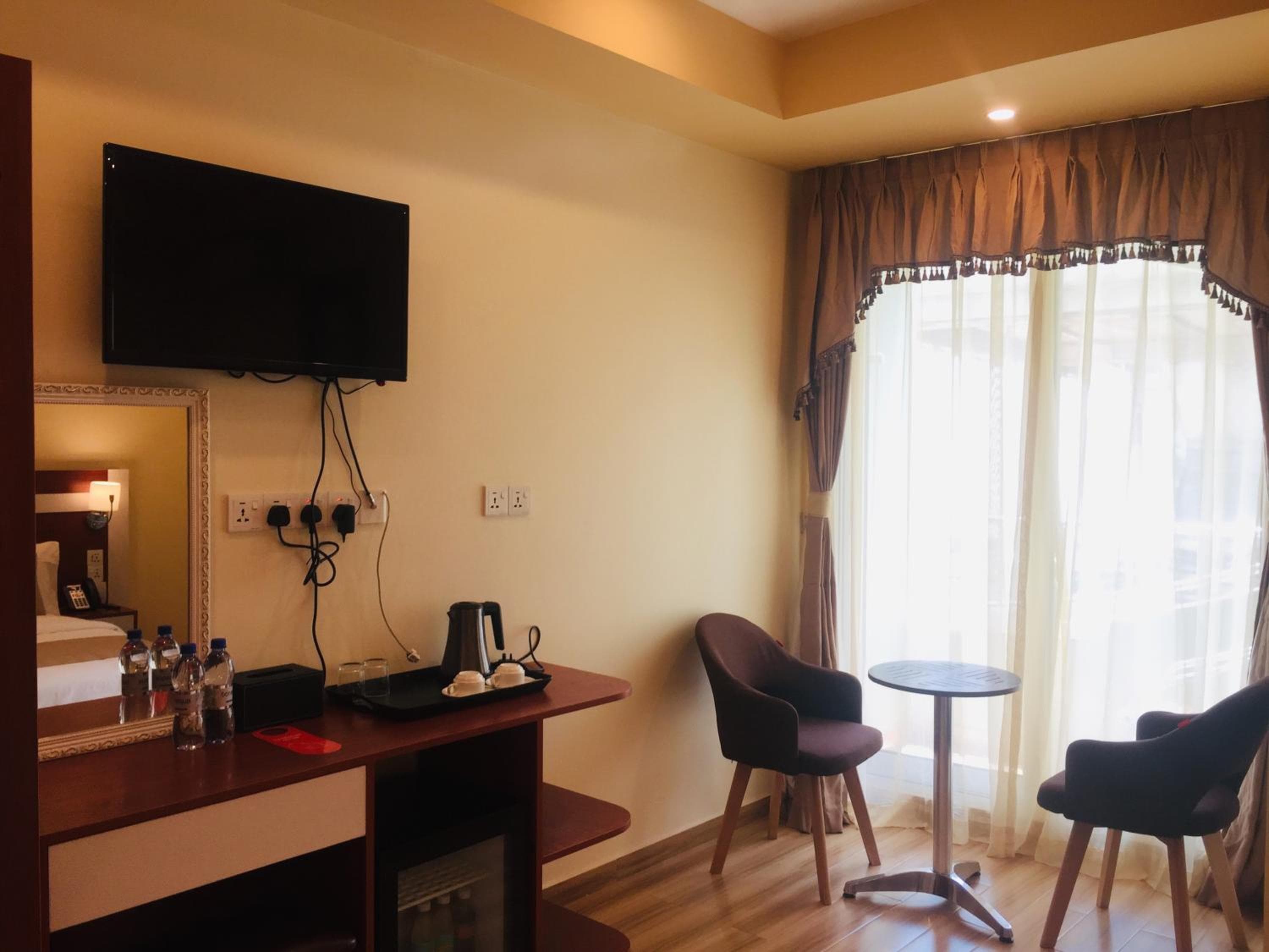 Rosemary Boutique - View 2