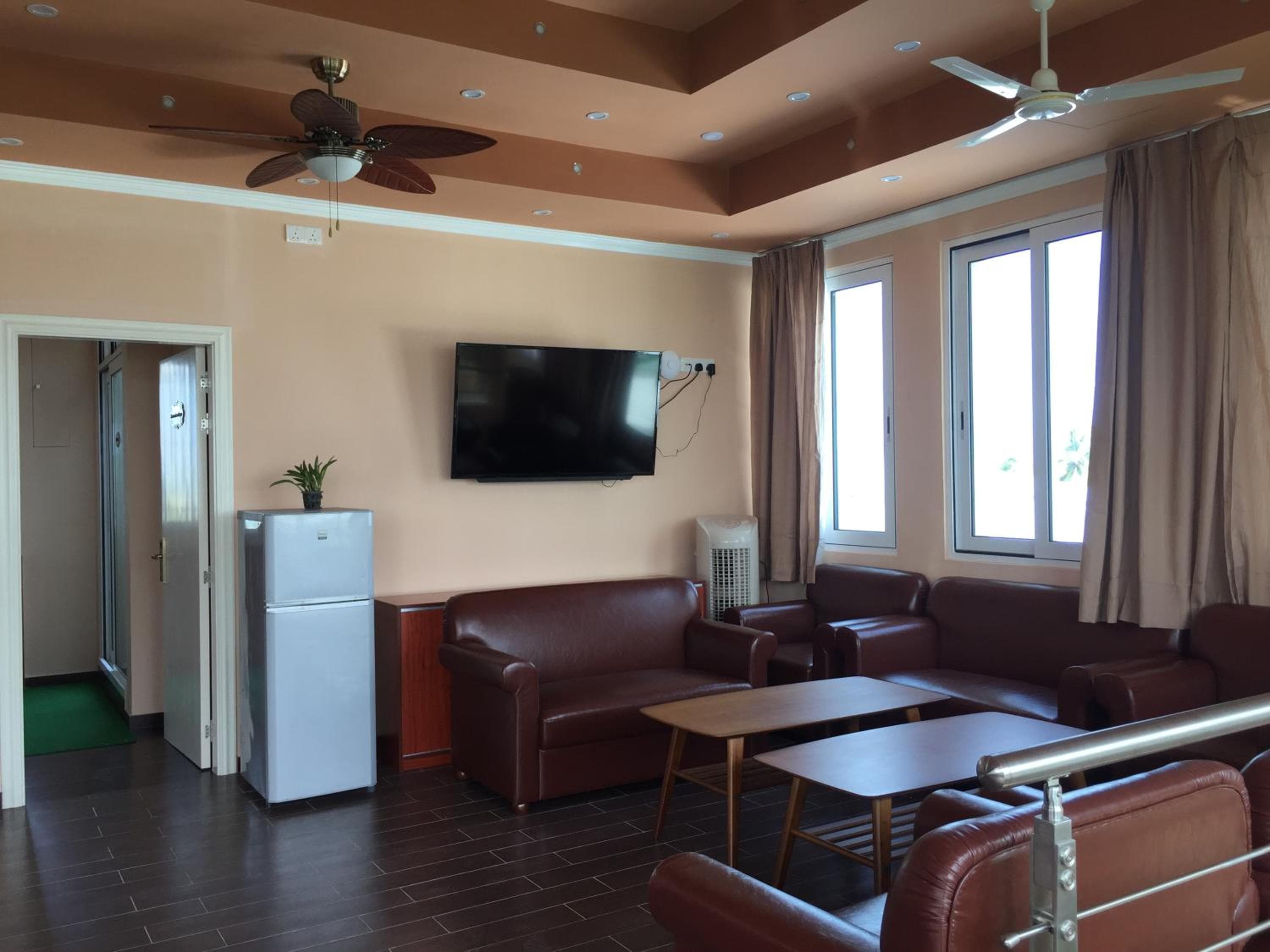 Rosemary Boutique - View 34