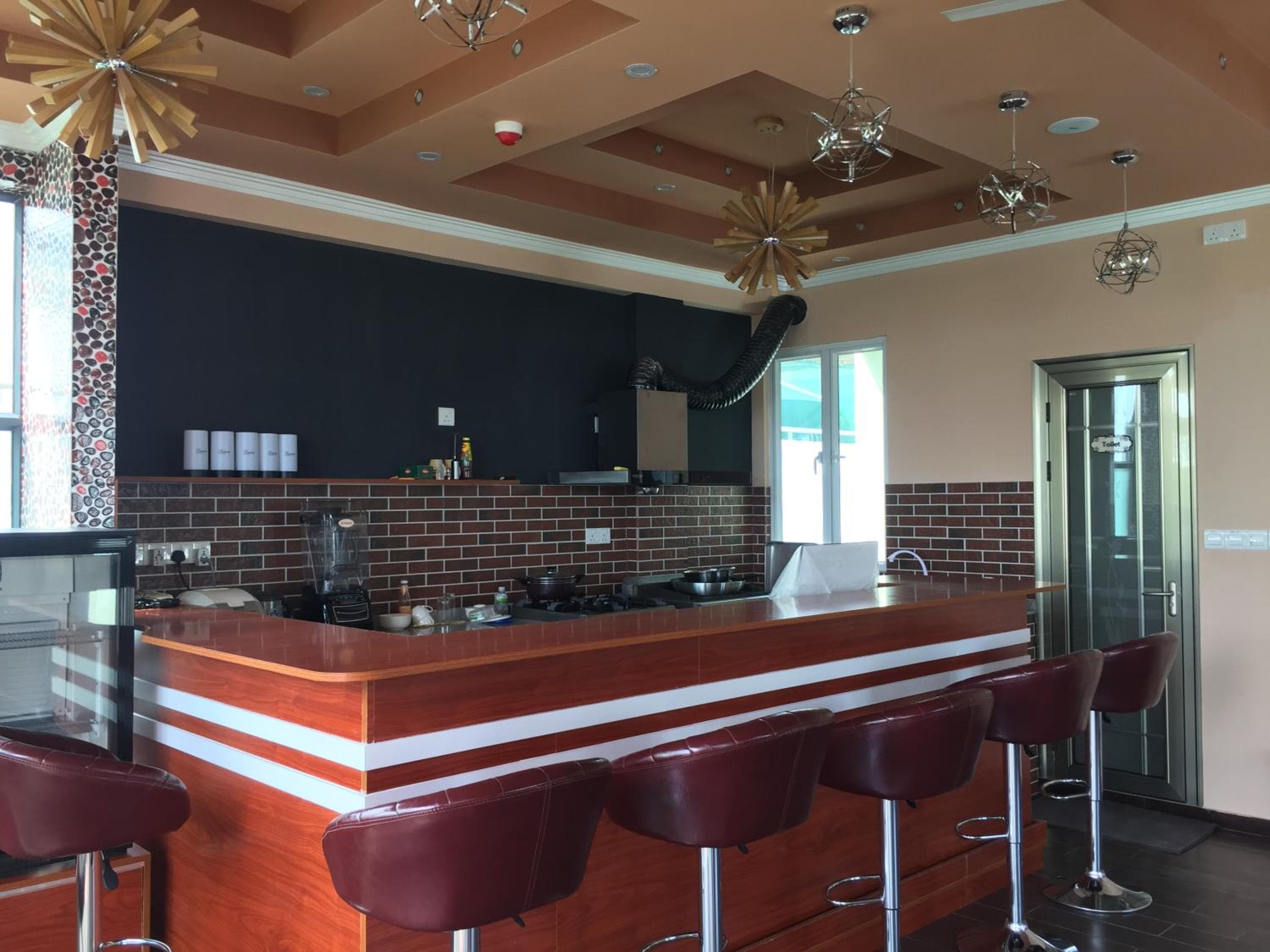 Rosemary Boutique - View 26