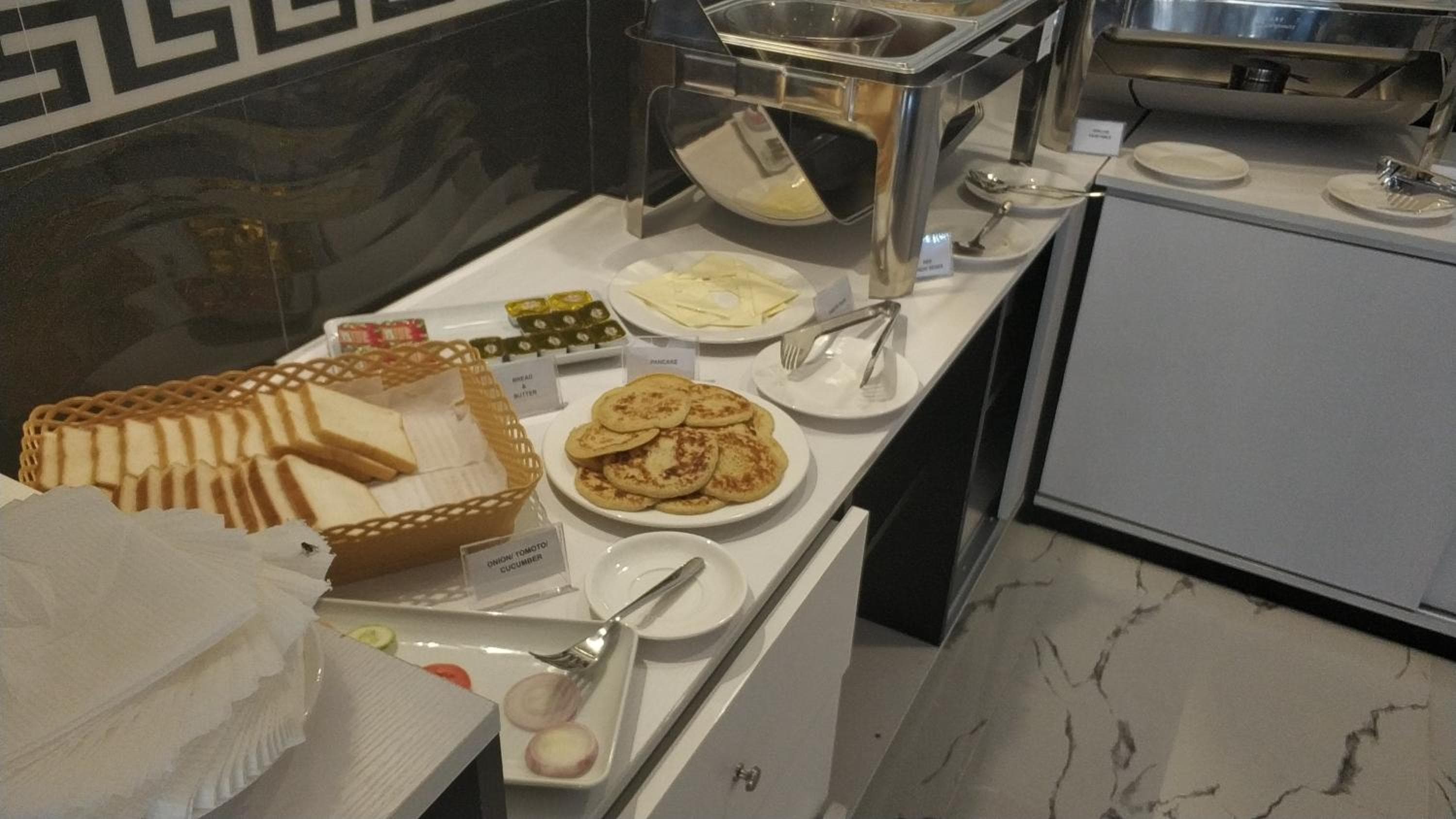 Rosemary Boutique - View 28