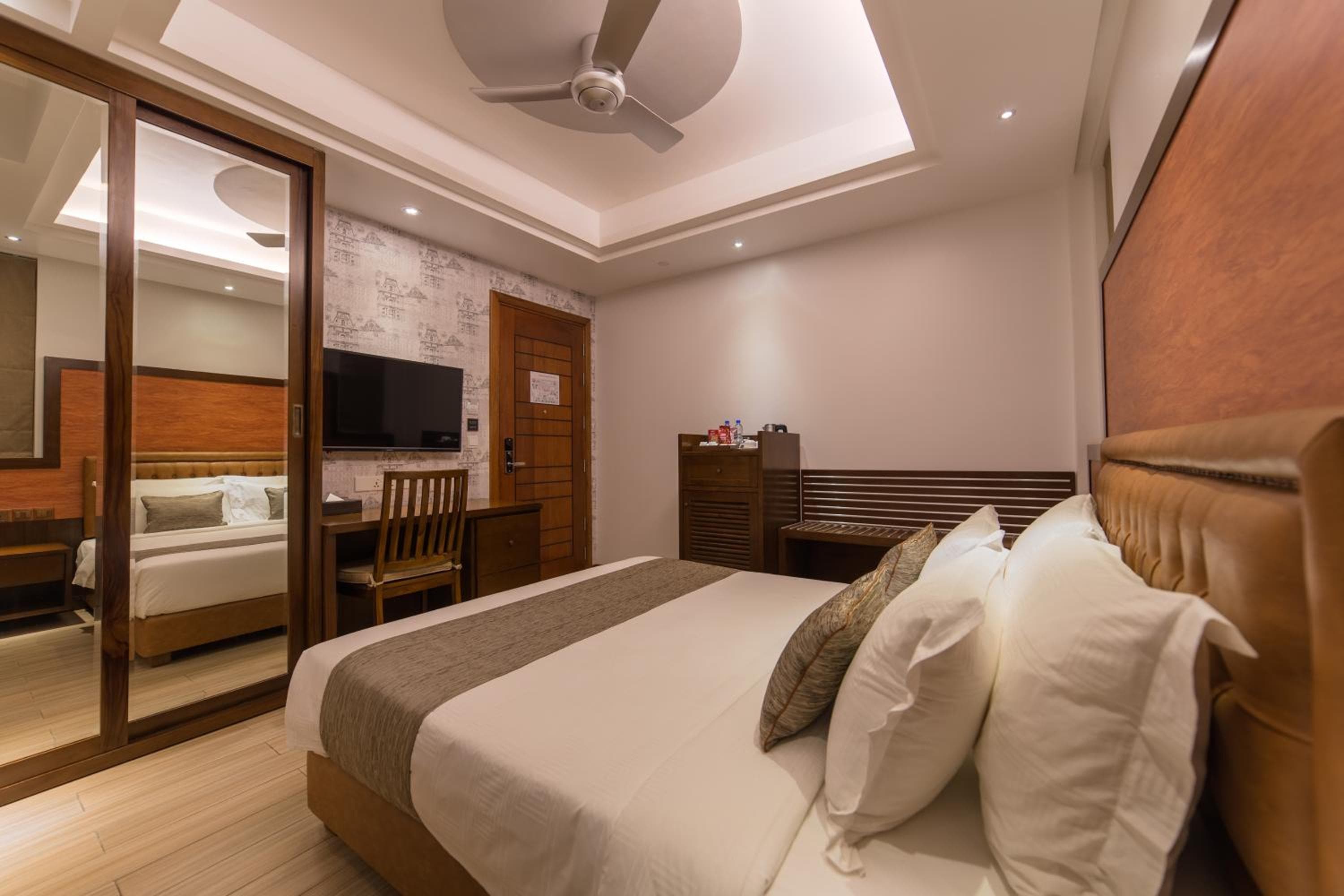 Samann Host - View 65