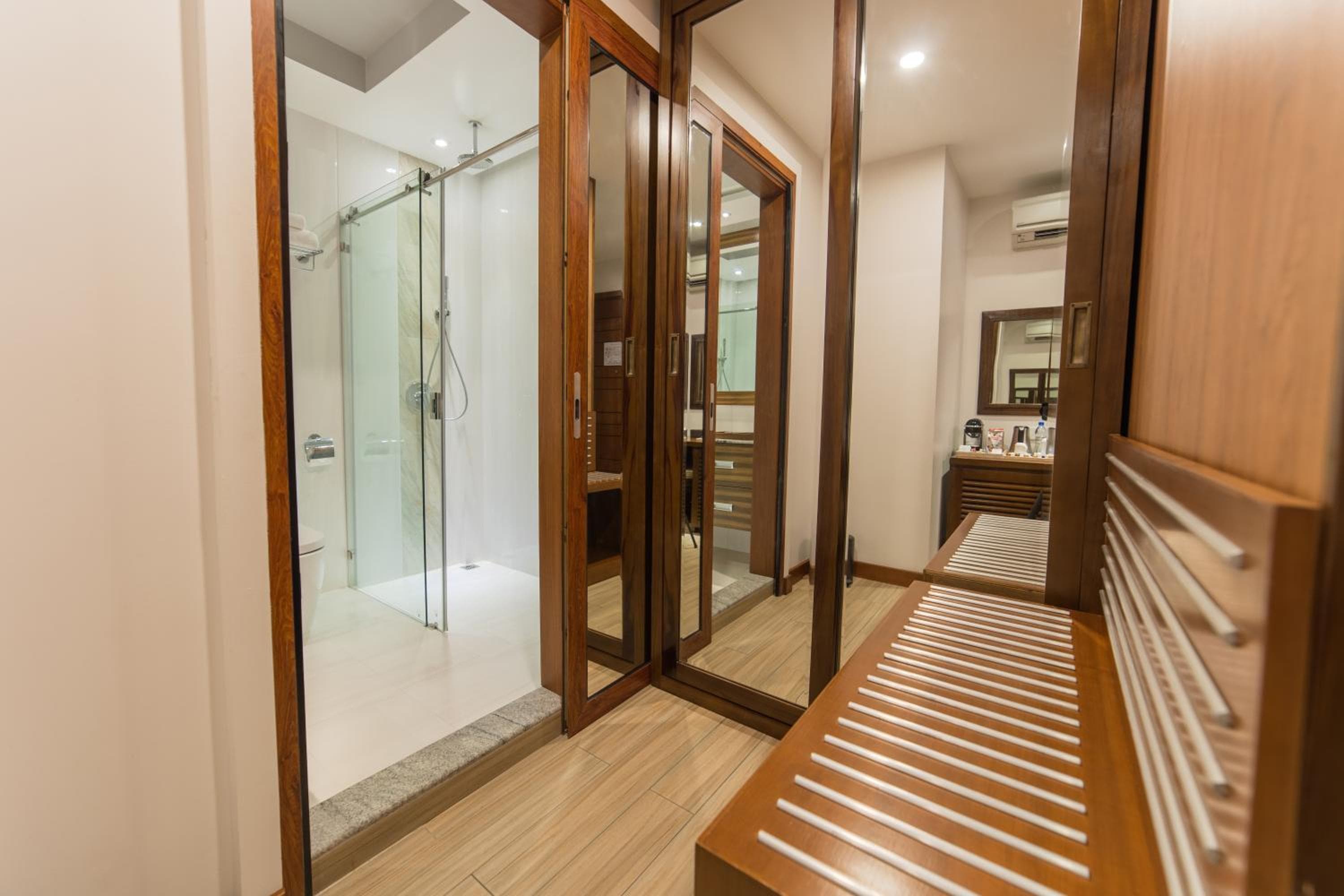 Samann Host - View 43