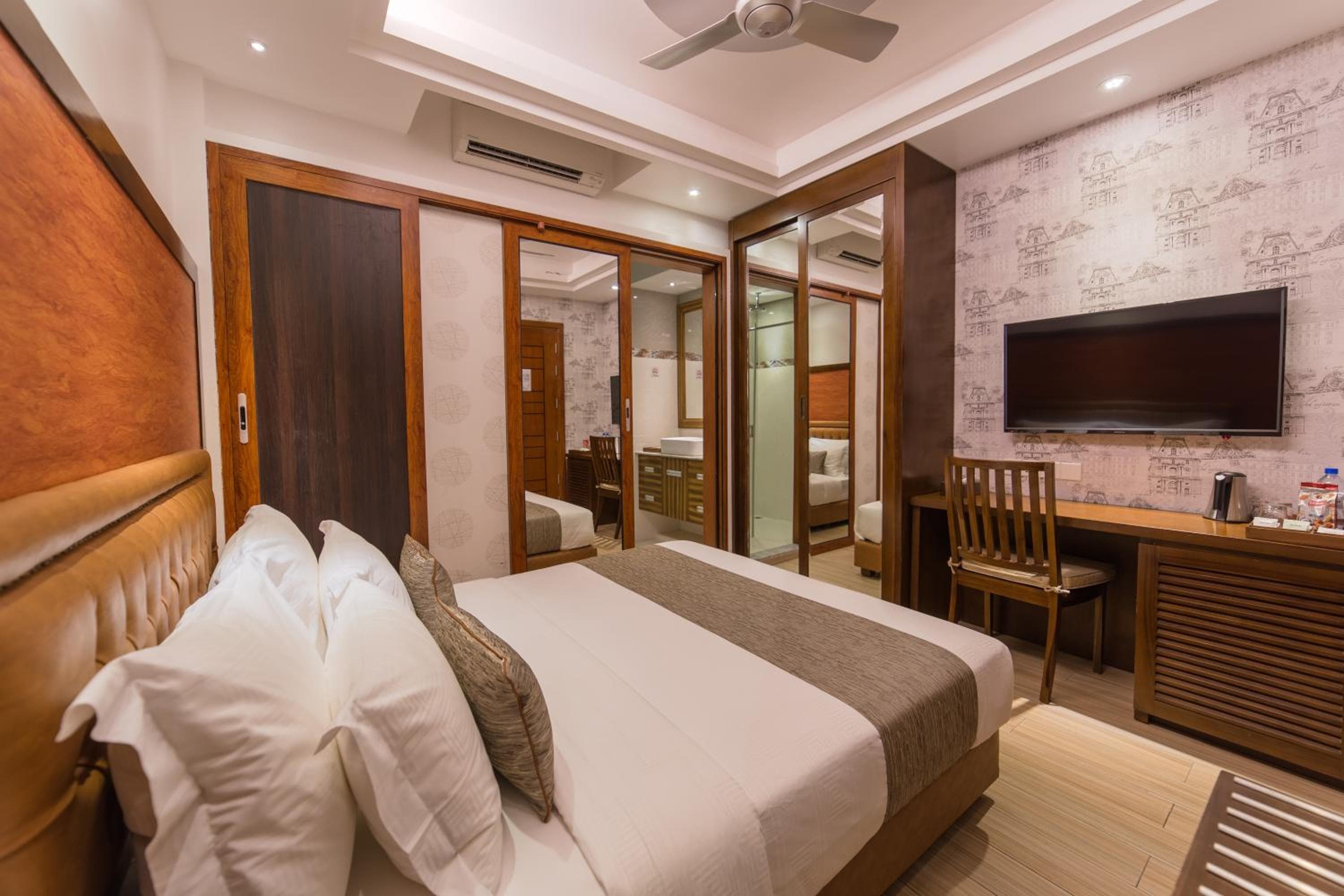 Samann Host - View 19