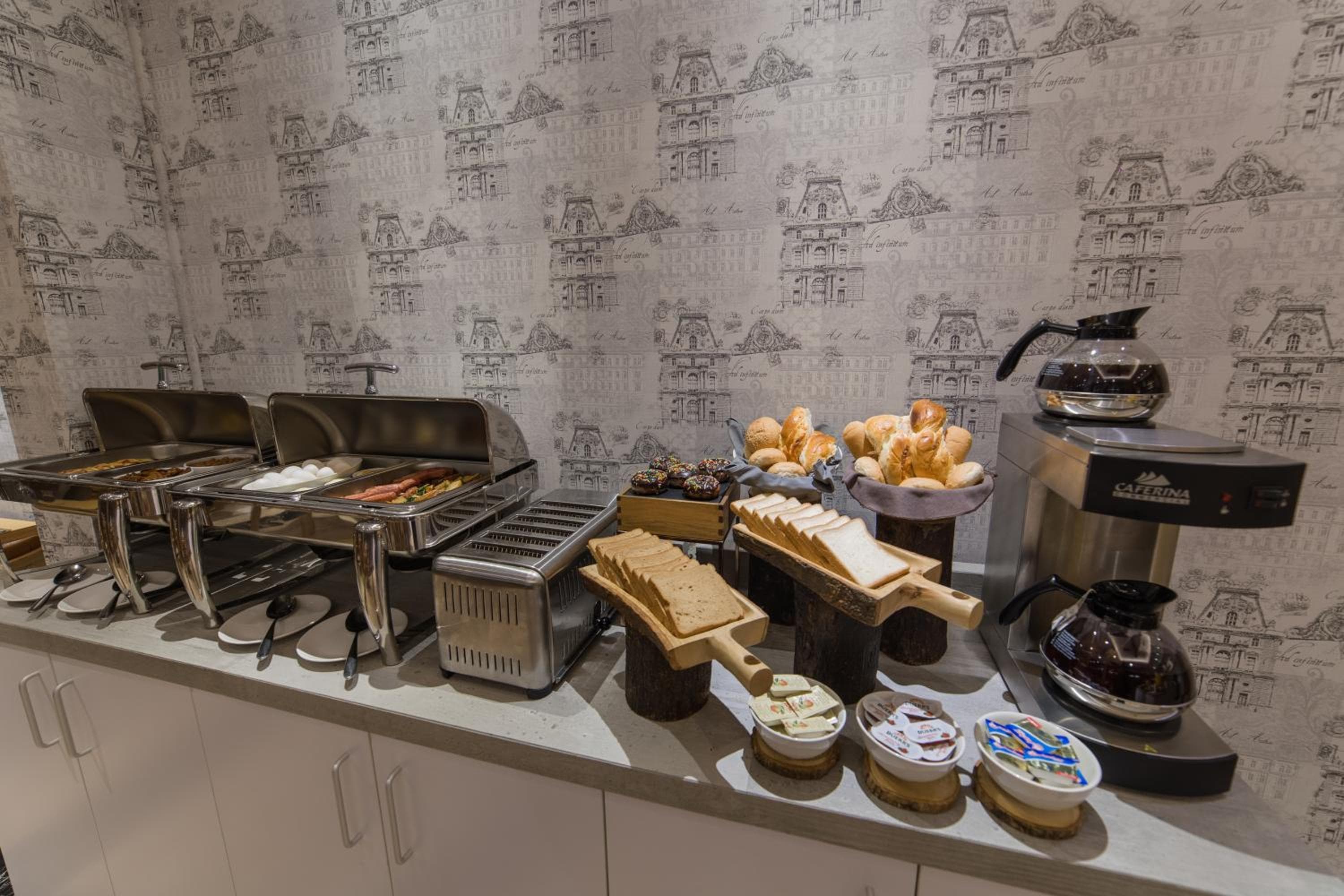 Samann Host - View 36