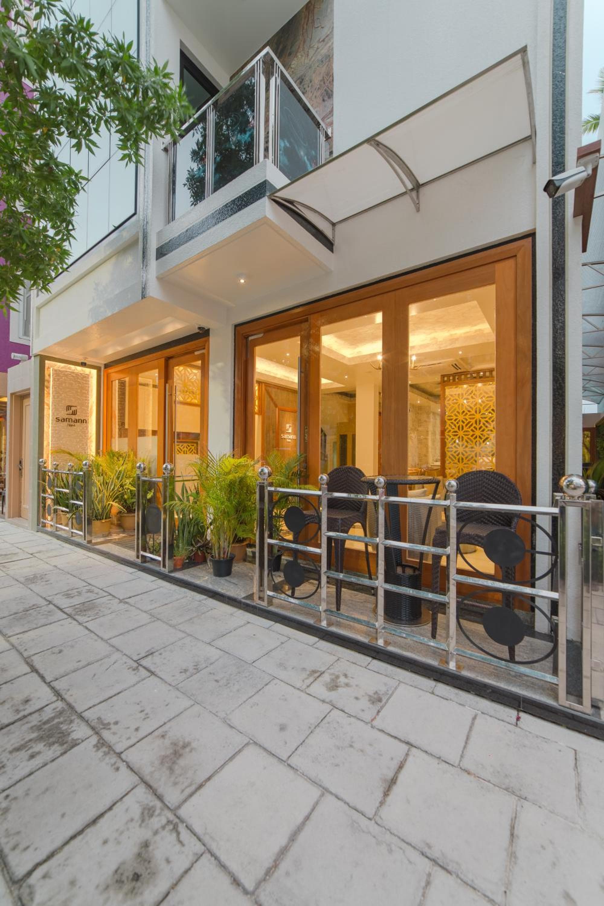 Samann Host - View 31