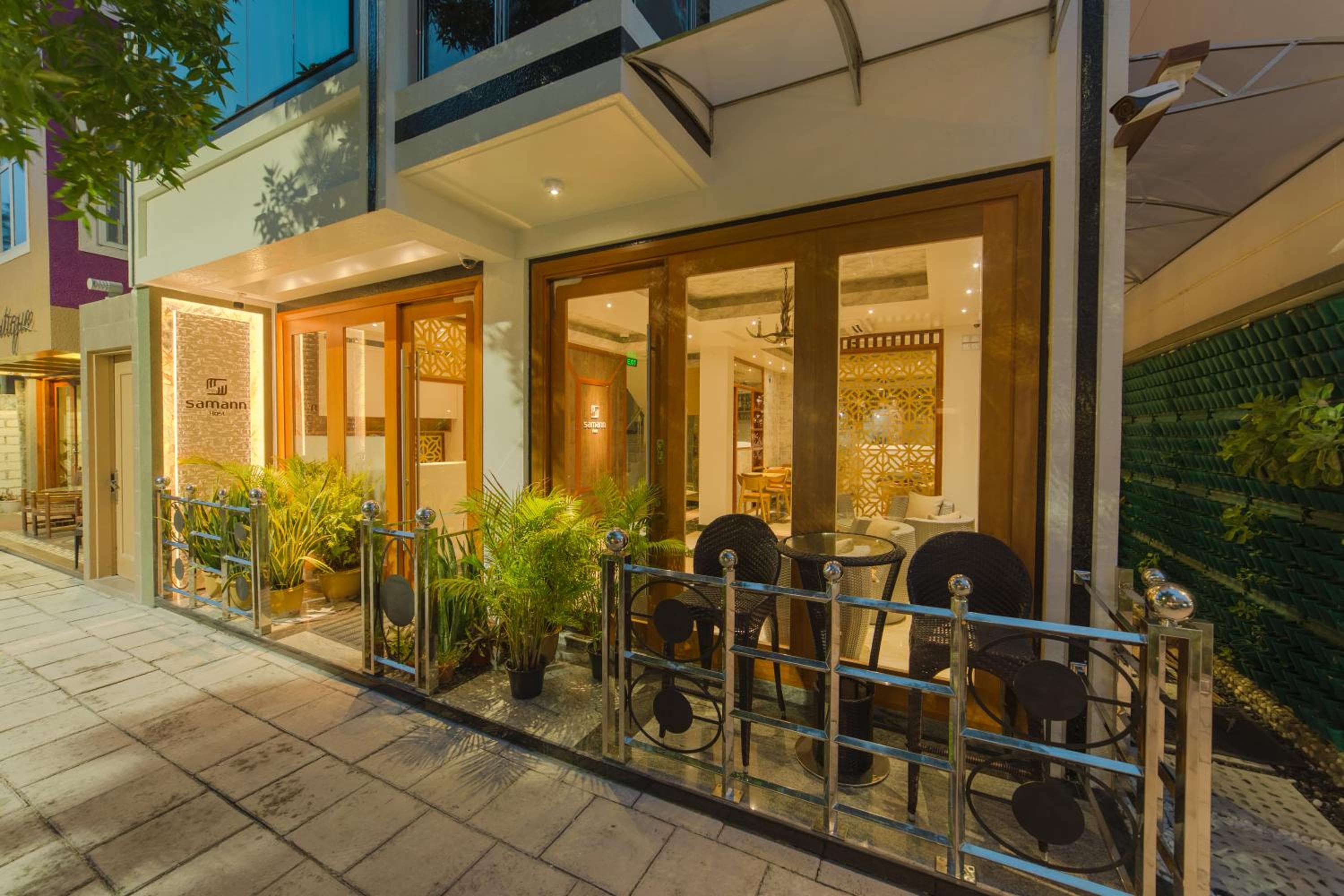 Samann Host - View 2