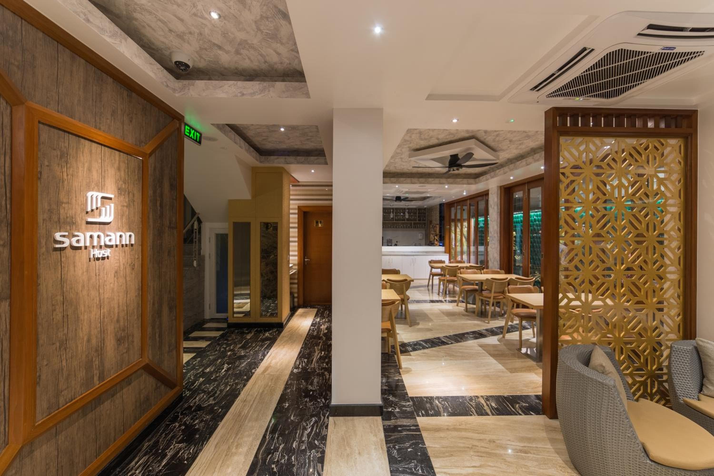 Samann Host - View 27