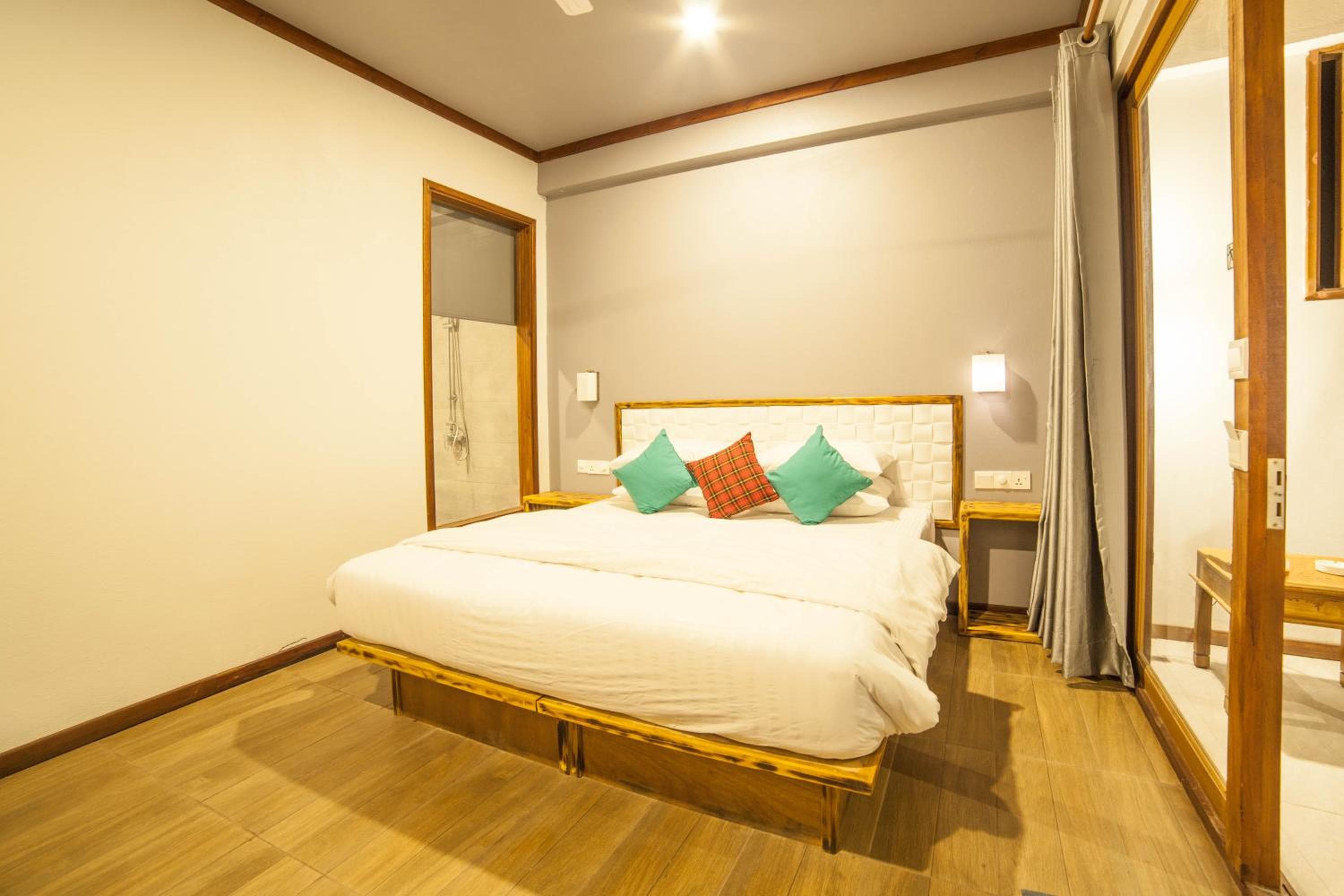 By the shade Maldives - View 80