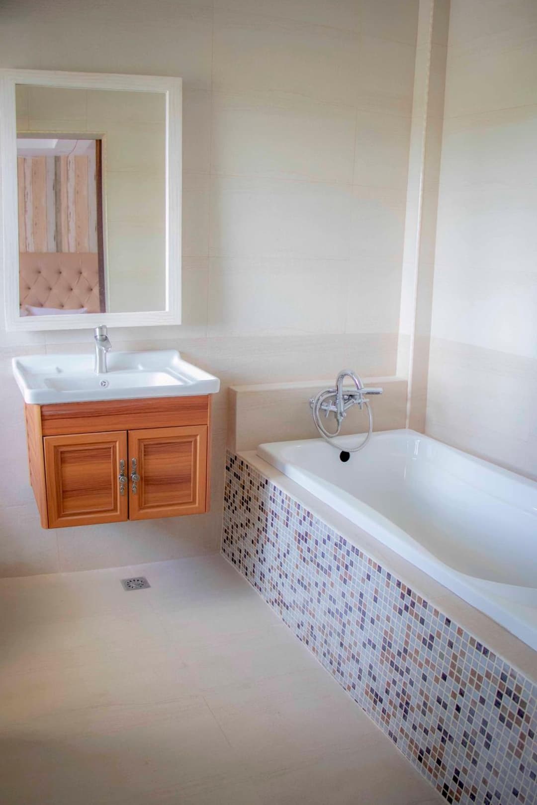 Rosy Villa Hotel - View 8