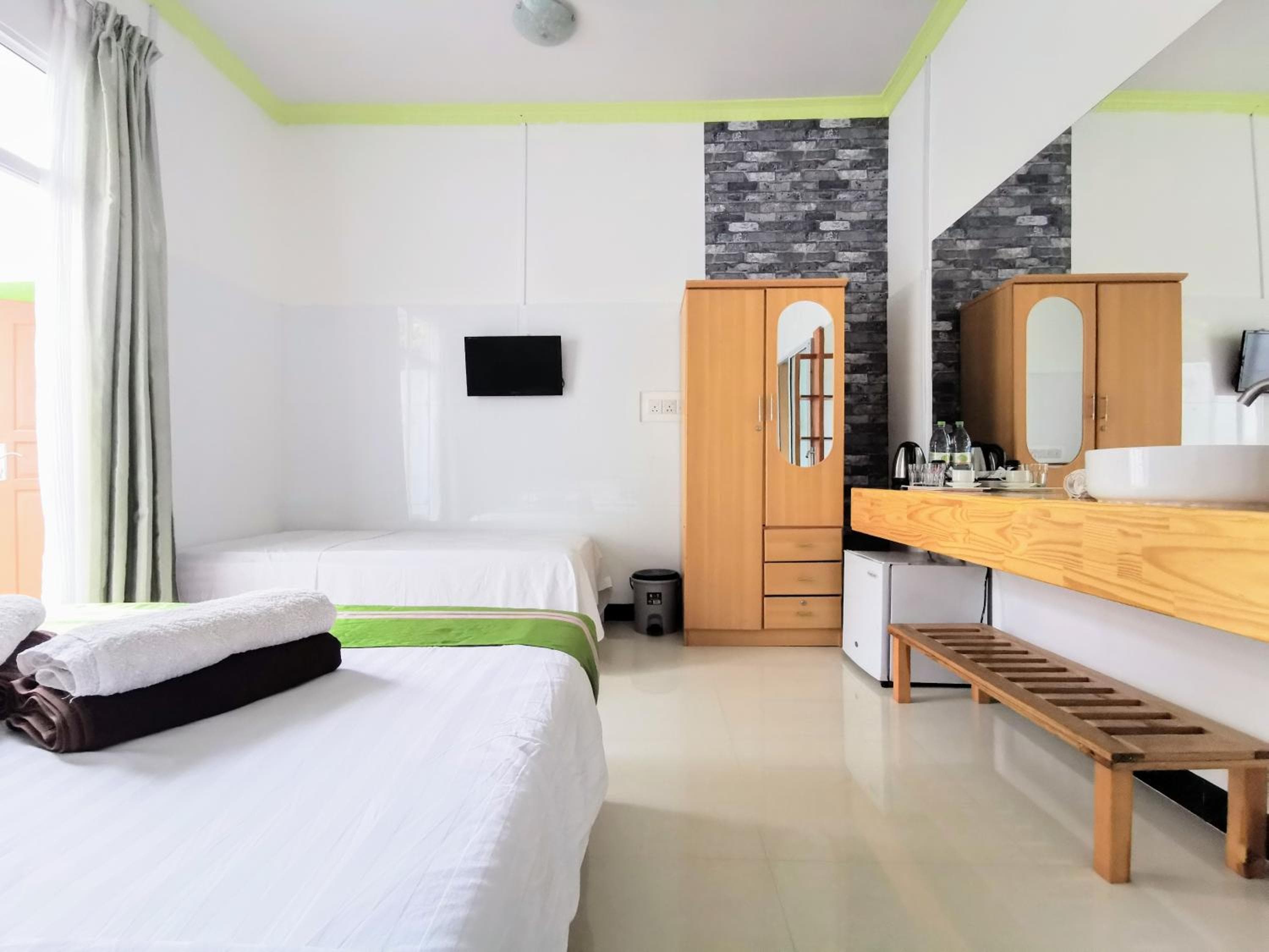 Palm Garden - View 2