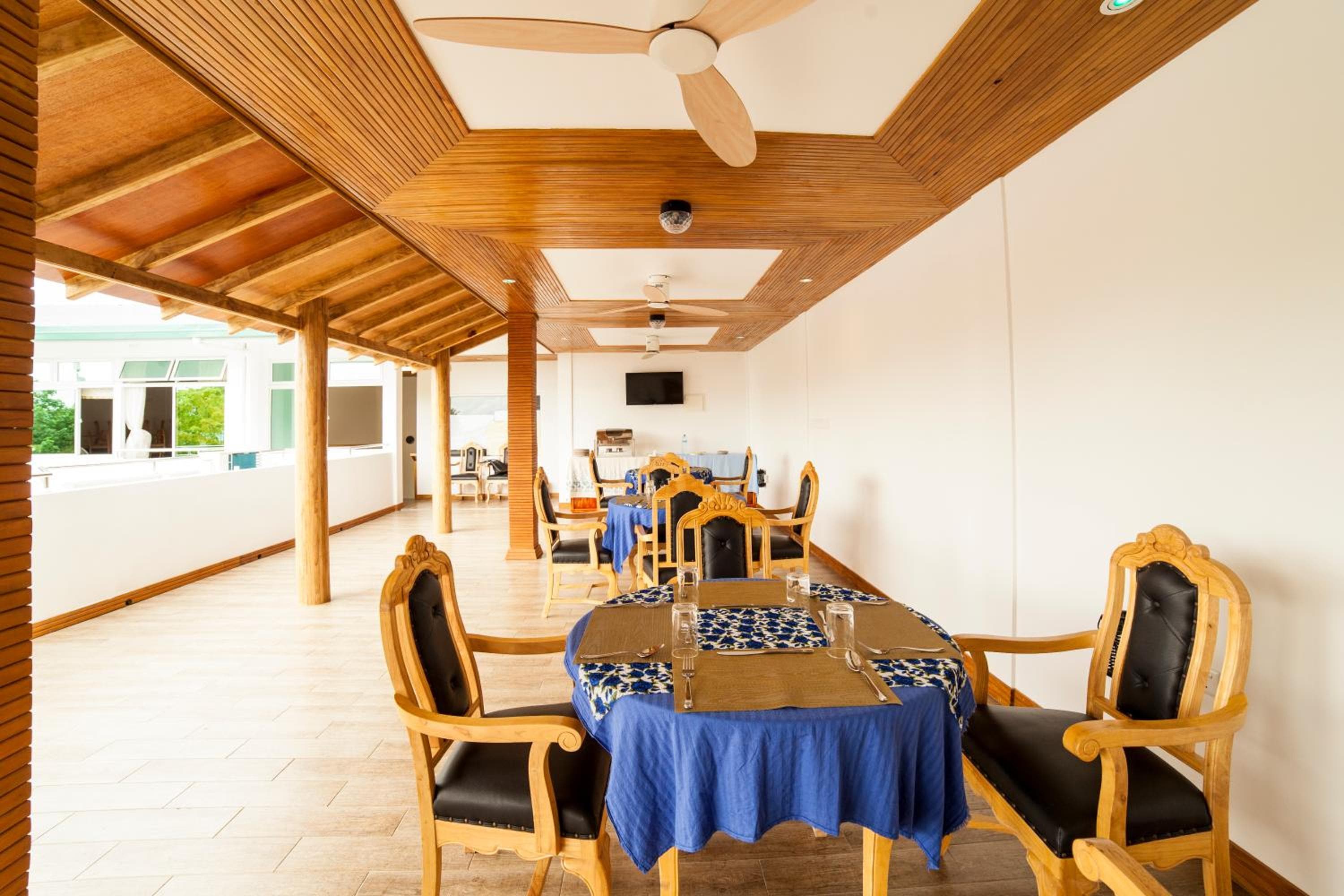 PERLA Dhangethi - View 140