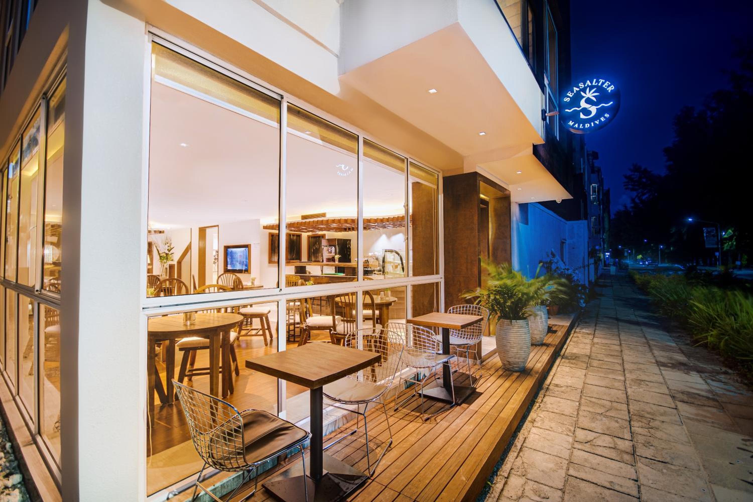 Seasalter Maldives - View 3