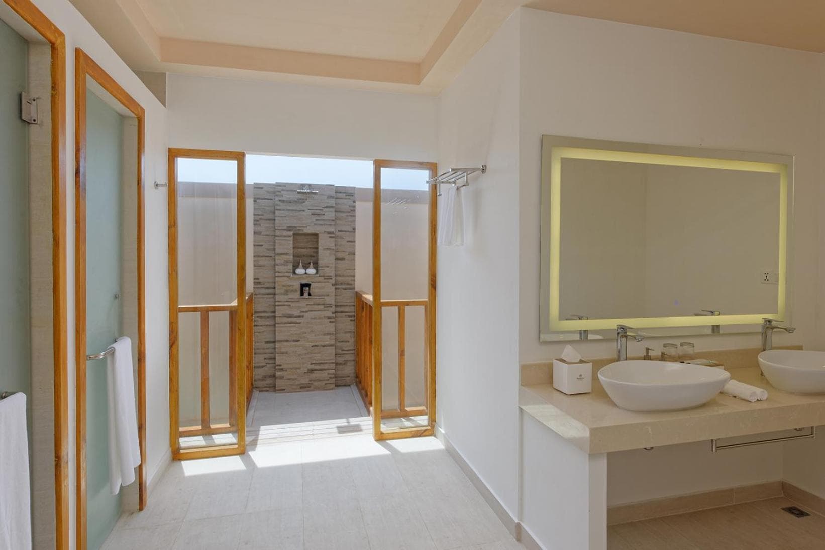 Brennia Kottefaru Maldives - View 29