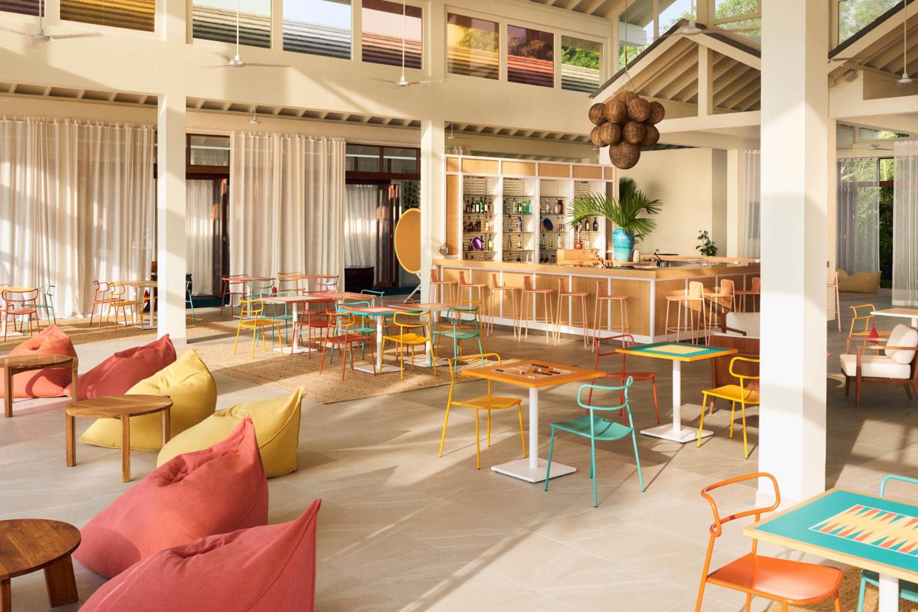 The Standard, Huruvalhi Maldives - View 9