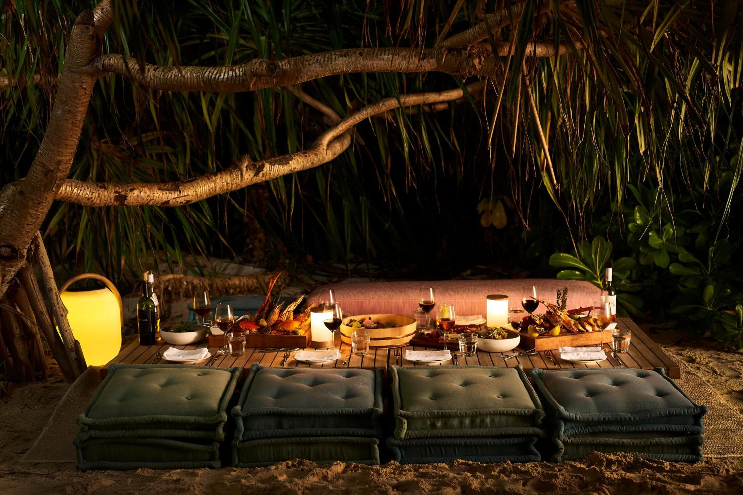 The Standard, Huruvalhi Maldives - View 14