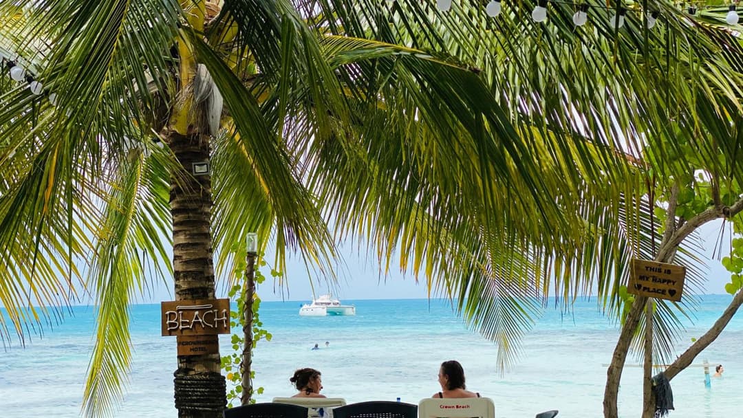 Crown Beach Villas -Private Beach - View 24