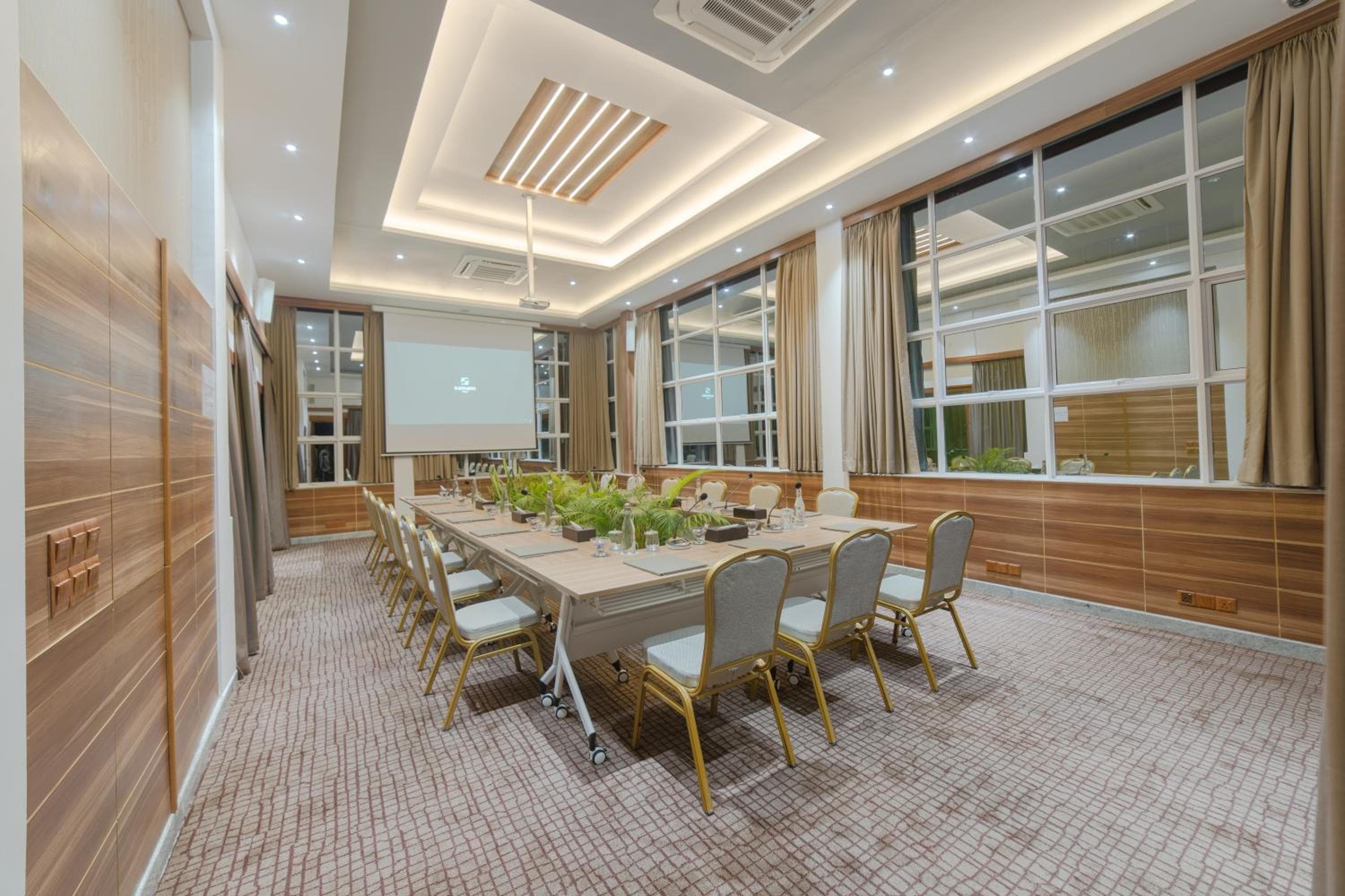 Samann Host - View 81